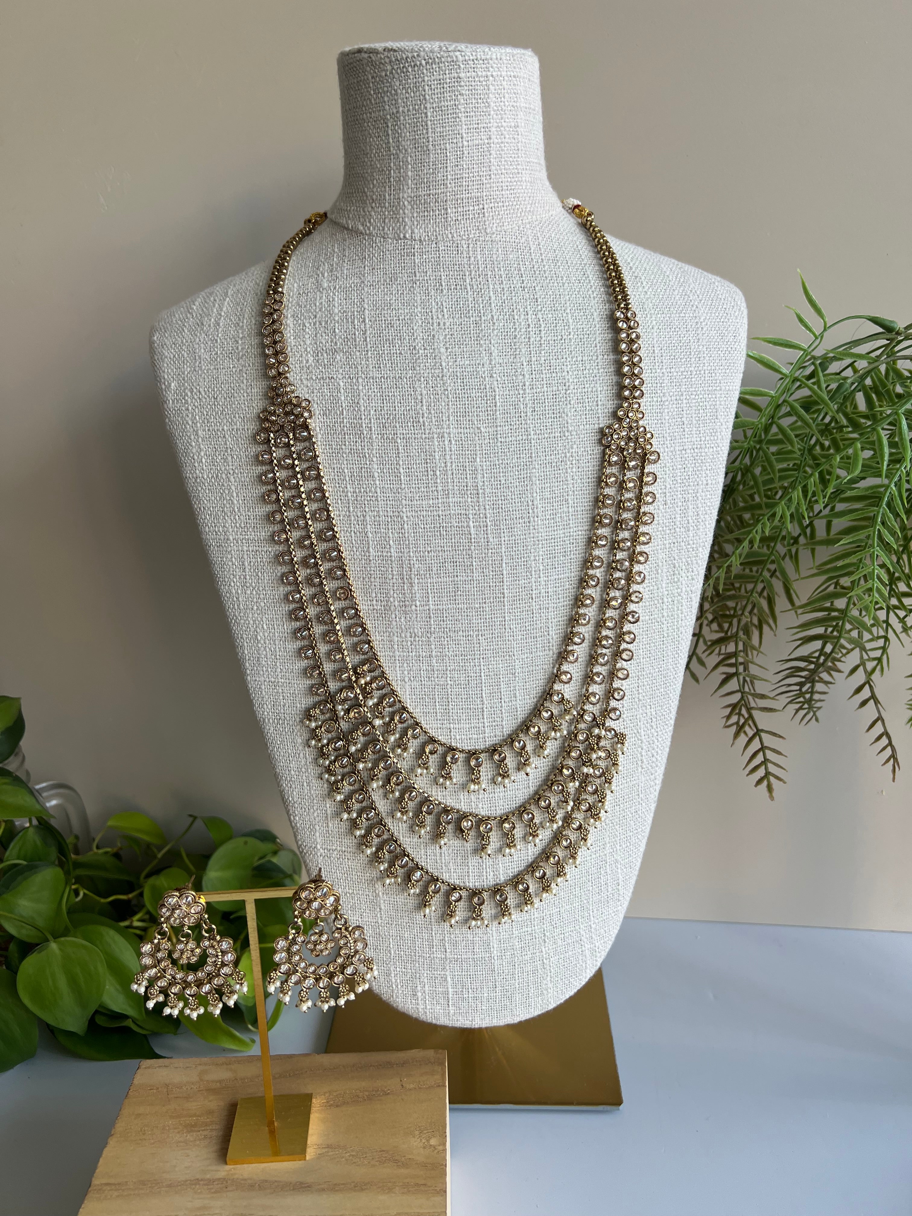 Mridul Long Necklace