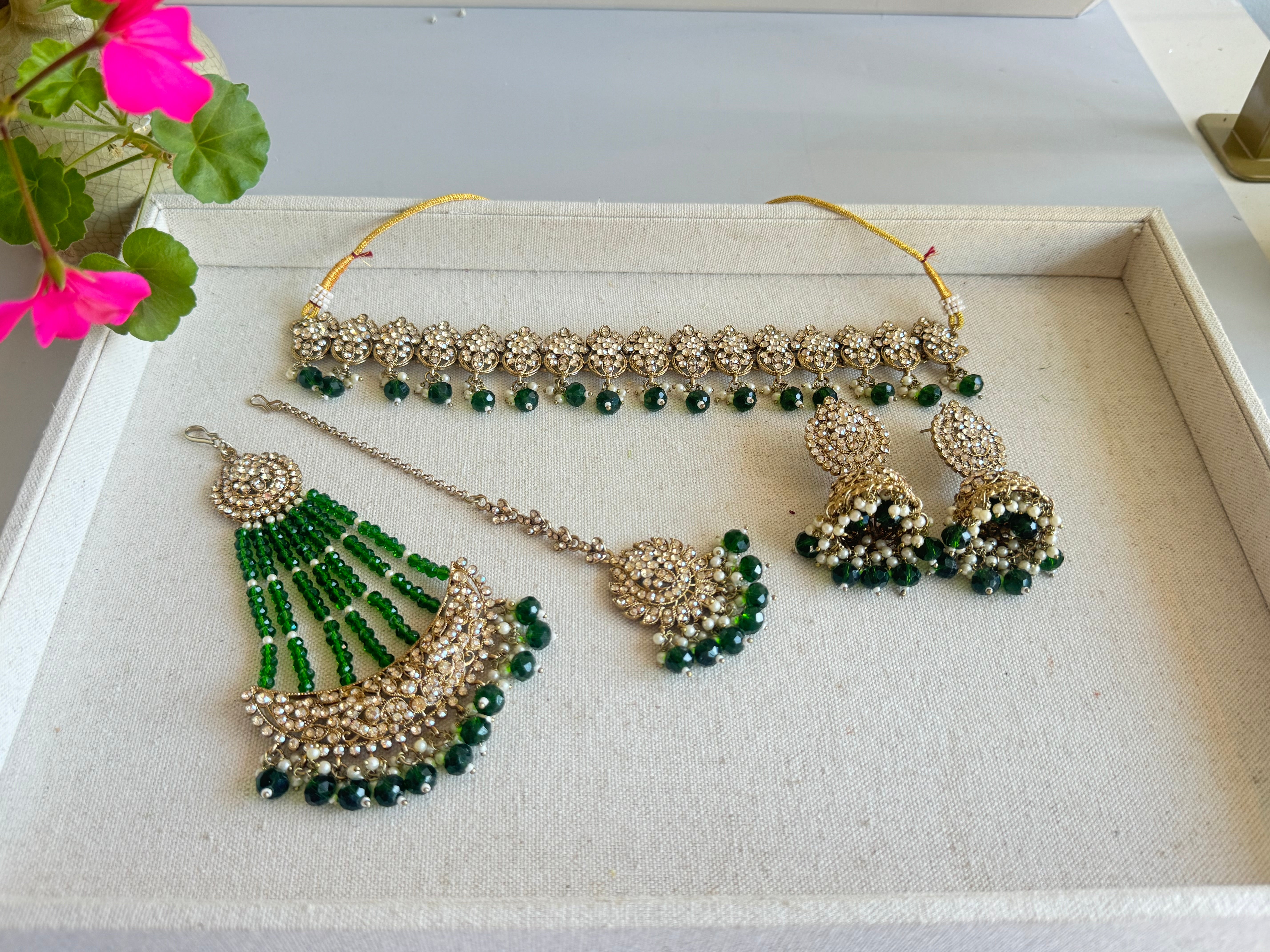 Aanya necklace set