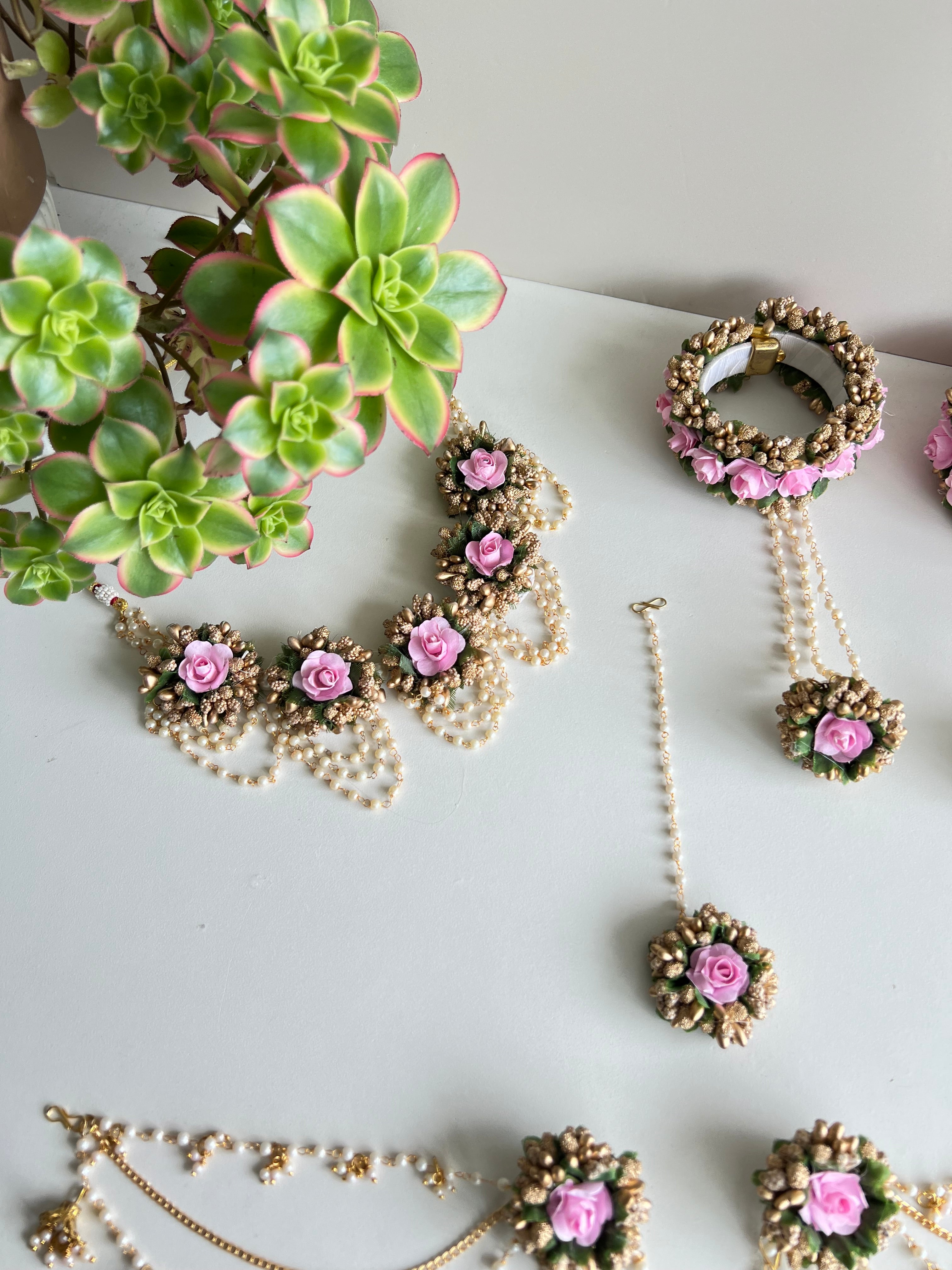 Beena Floral Set