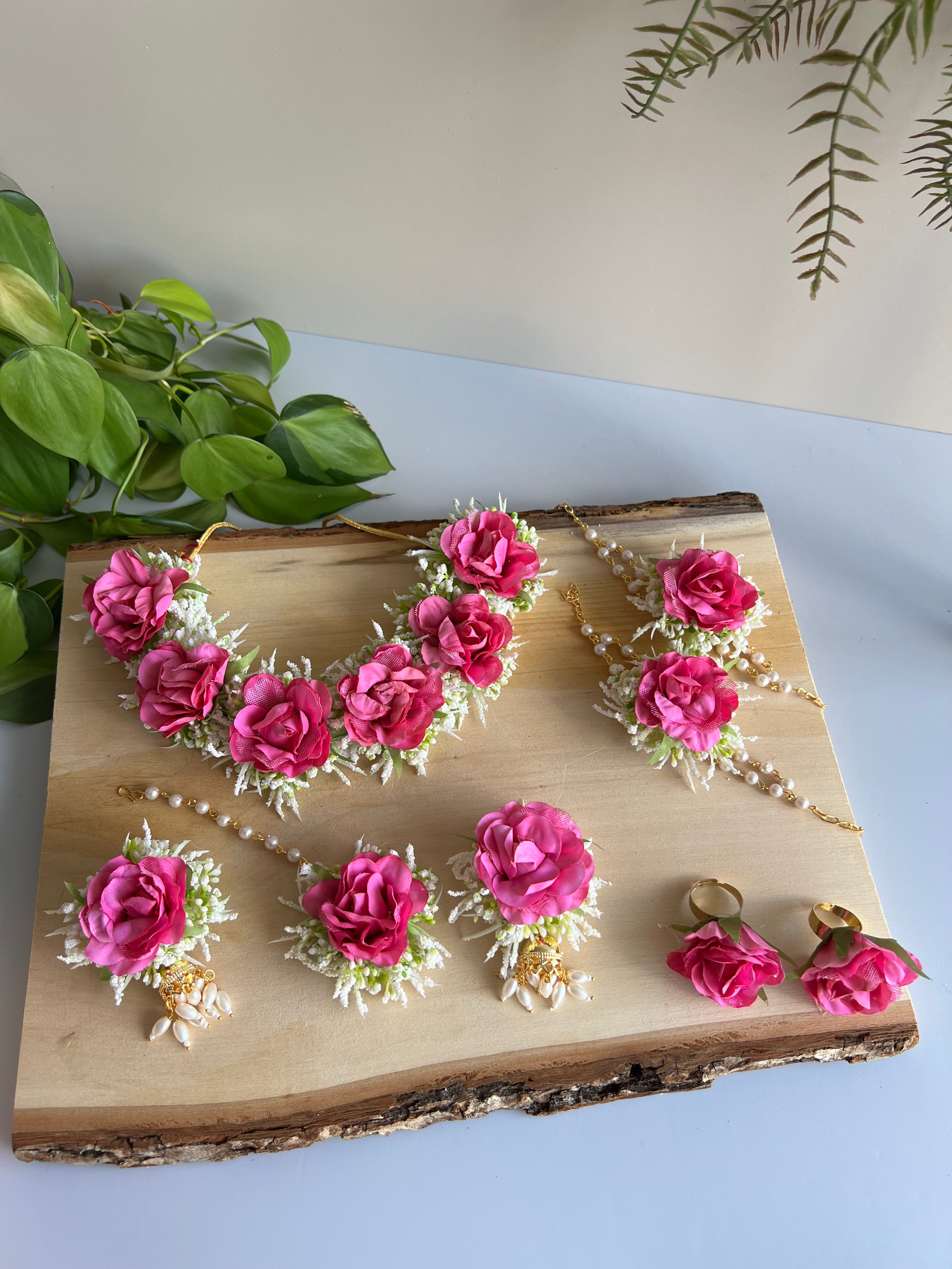 KumKum Floral Set