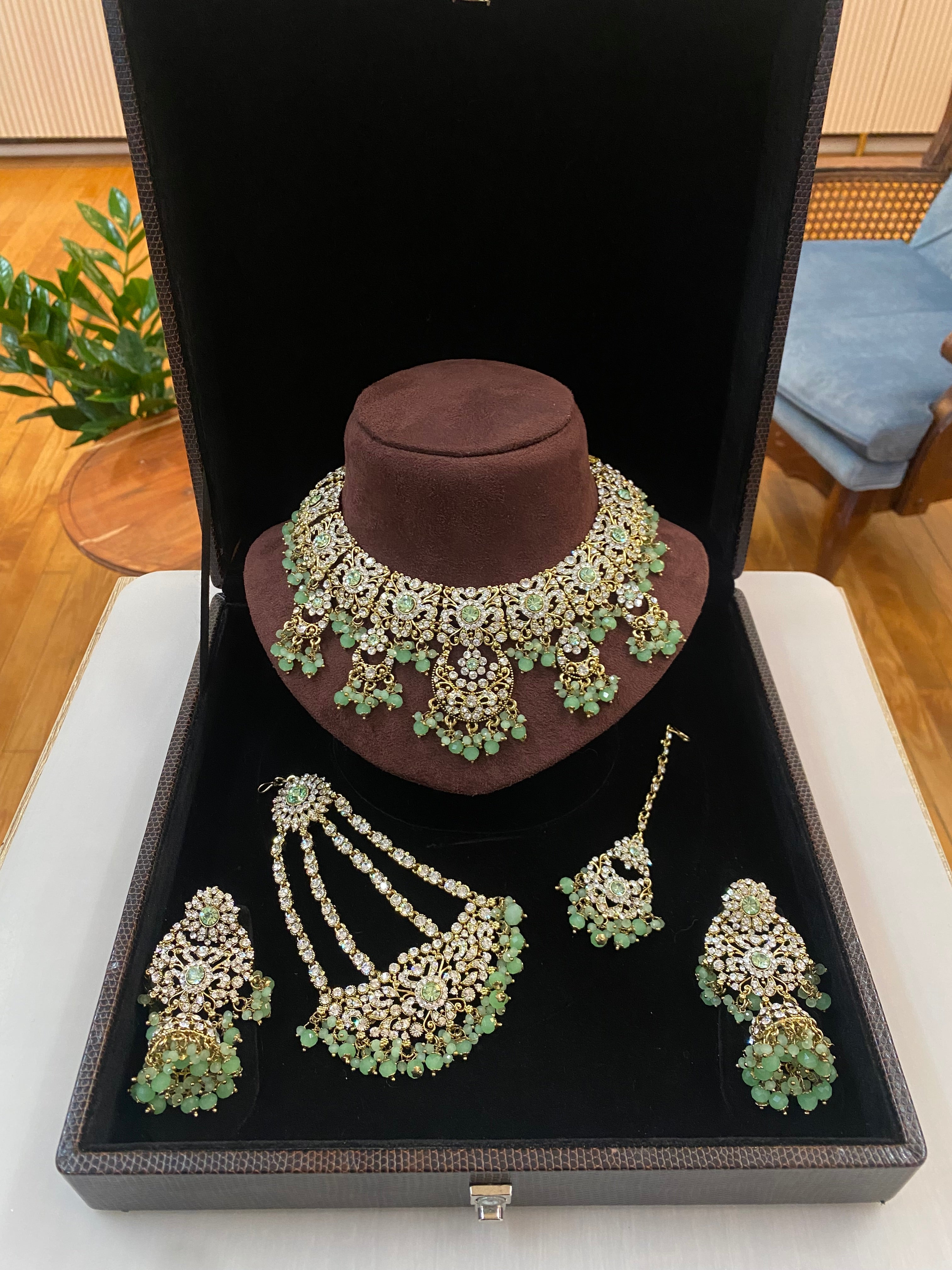 Shoma Bridal Necklace