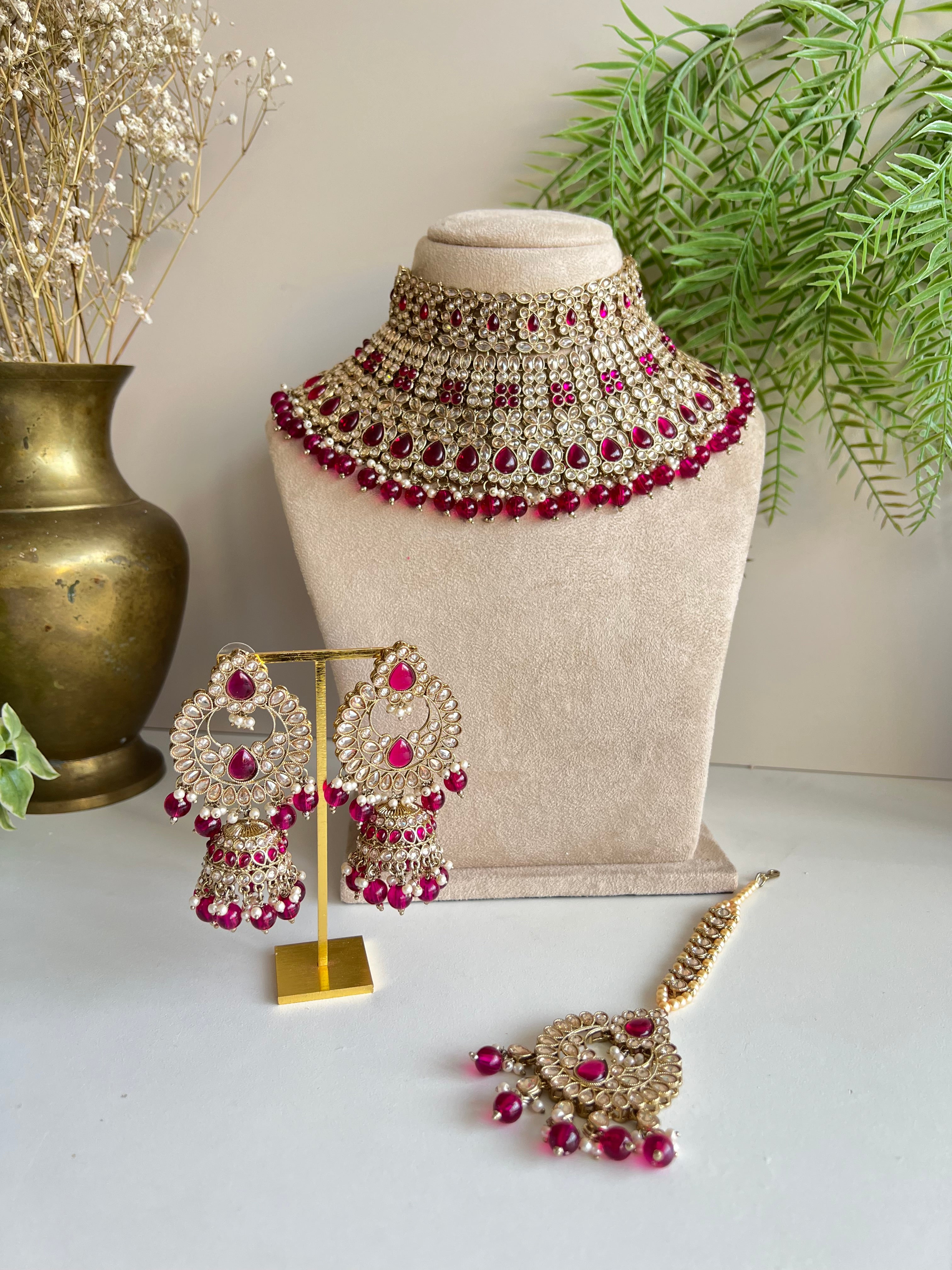 Anvi Necklace set
