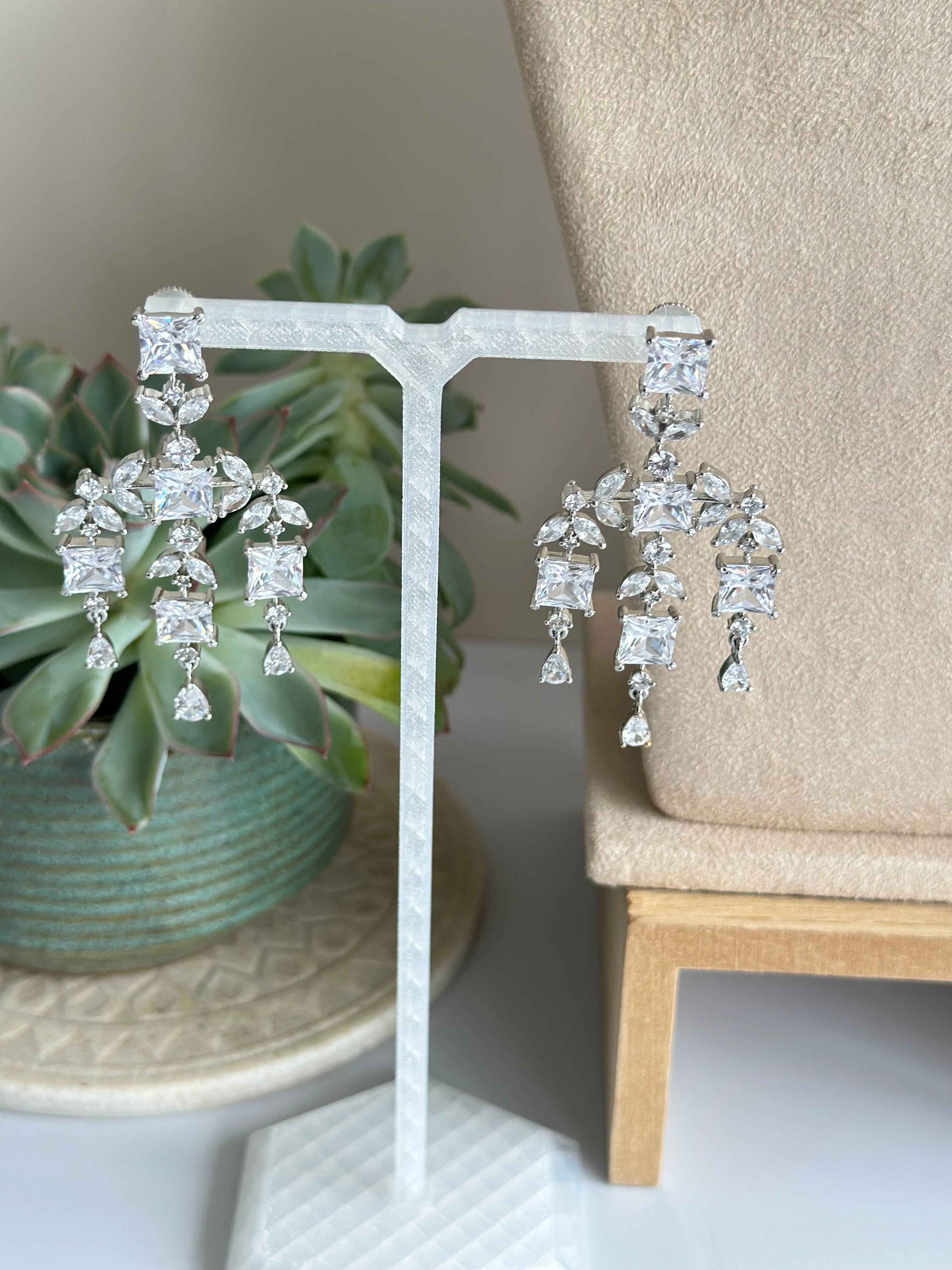 Kaushal Necklace Set