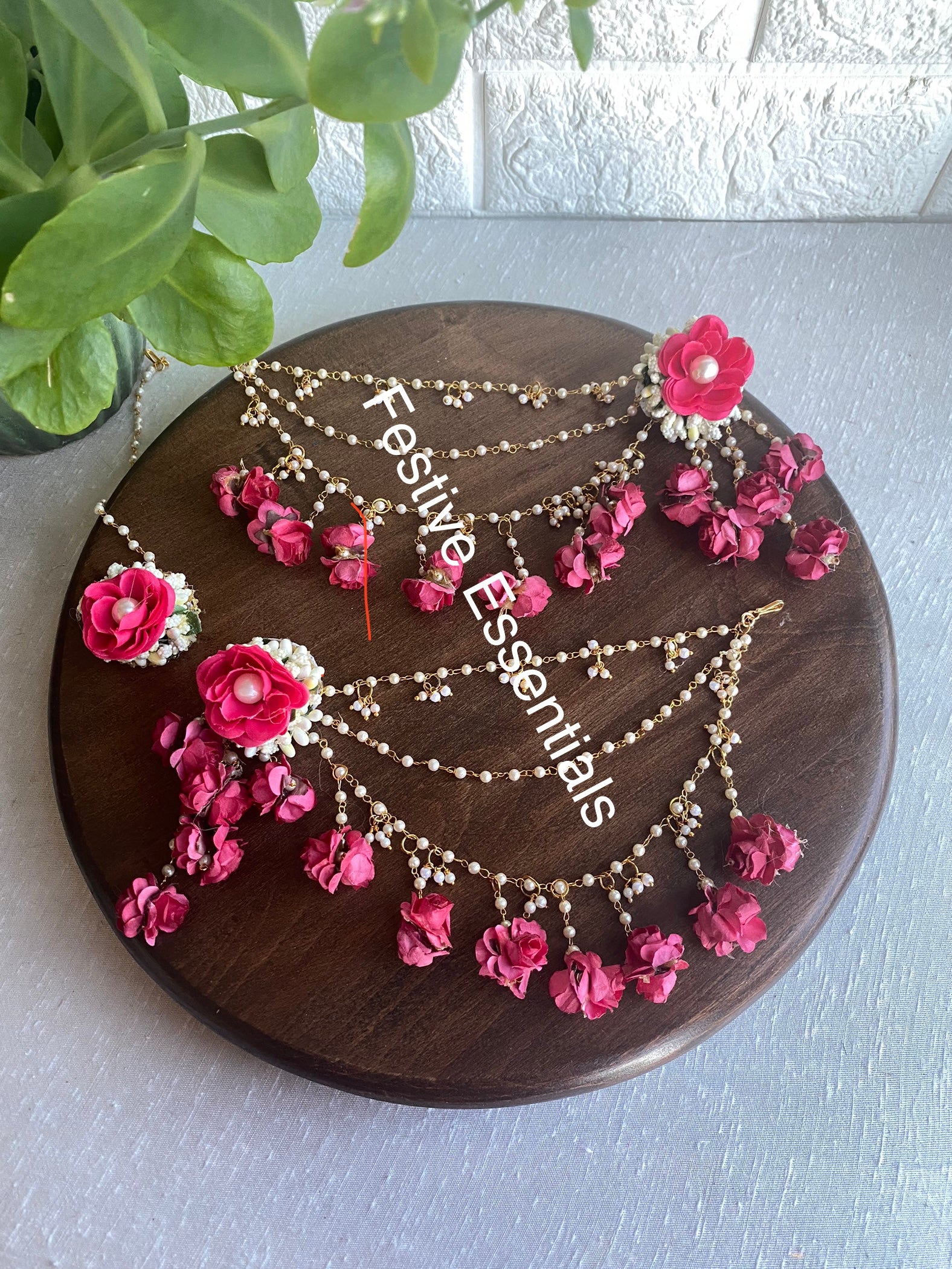 Kavia Floral Tikka Set