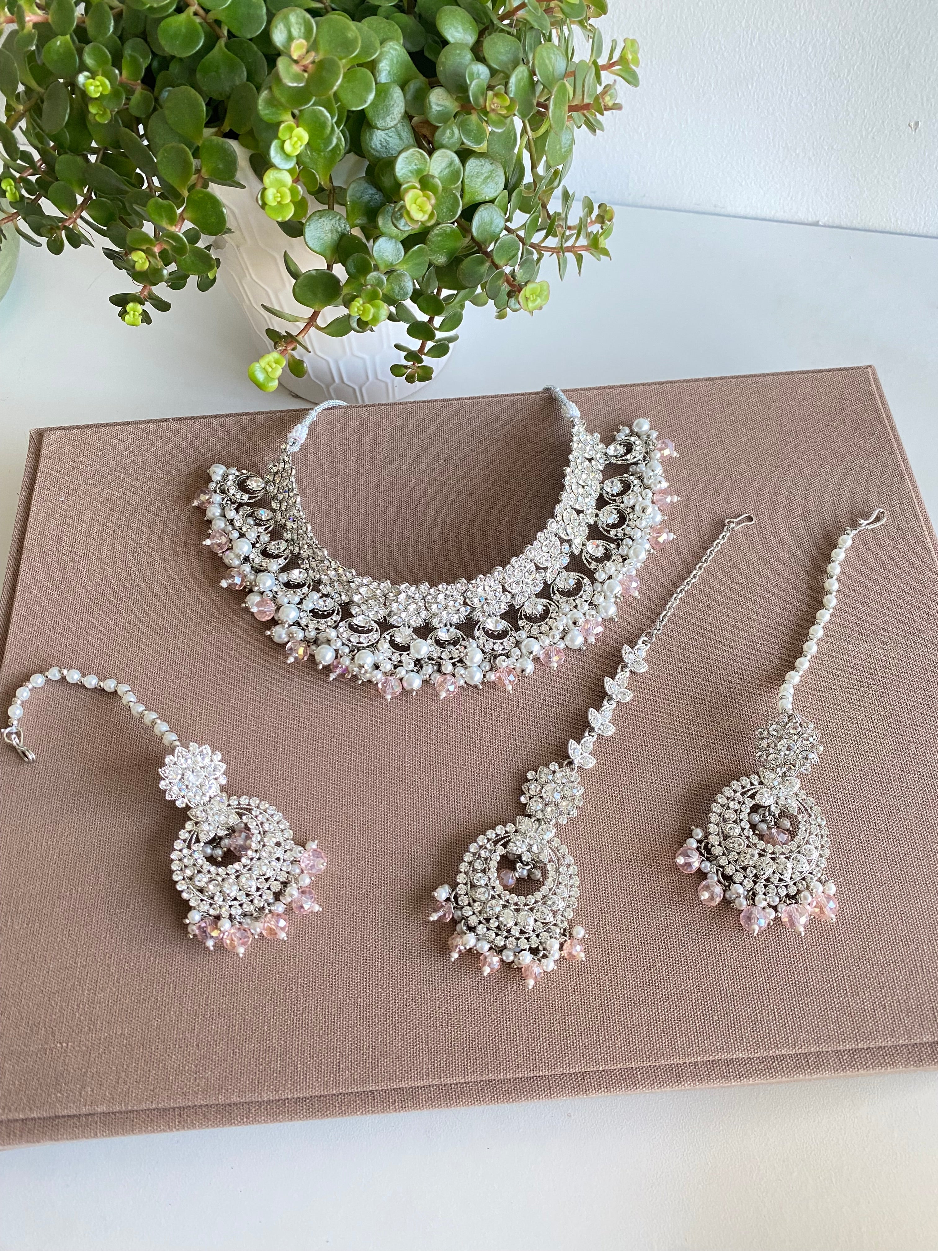 Emily Necklace Set