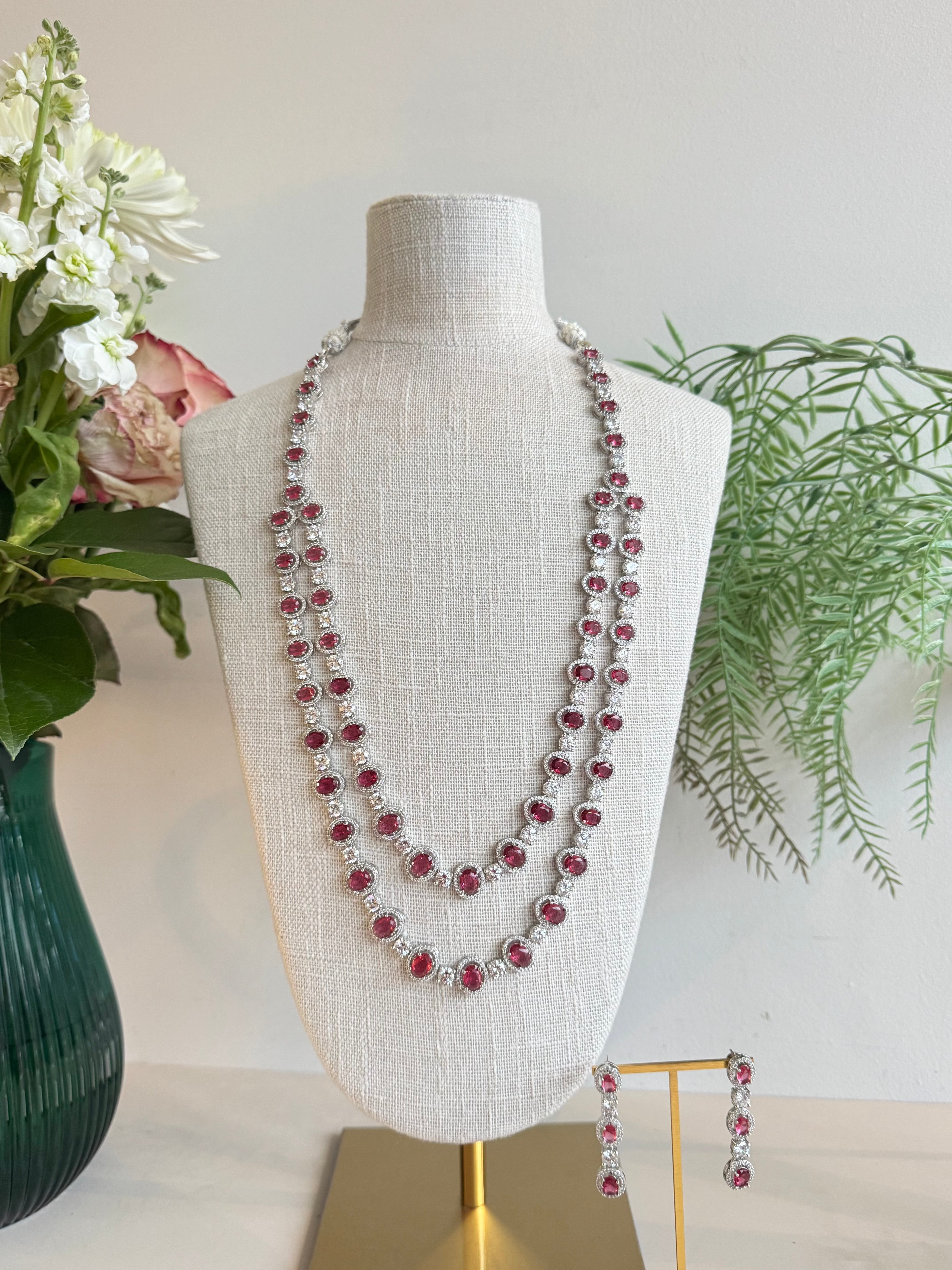 Totini long necklace set