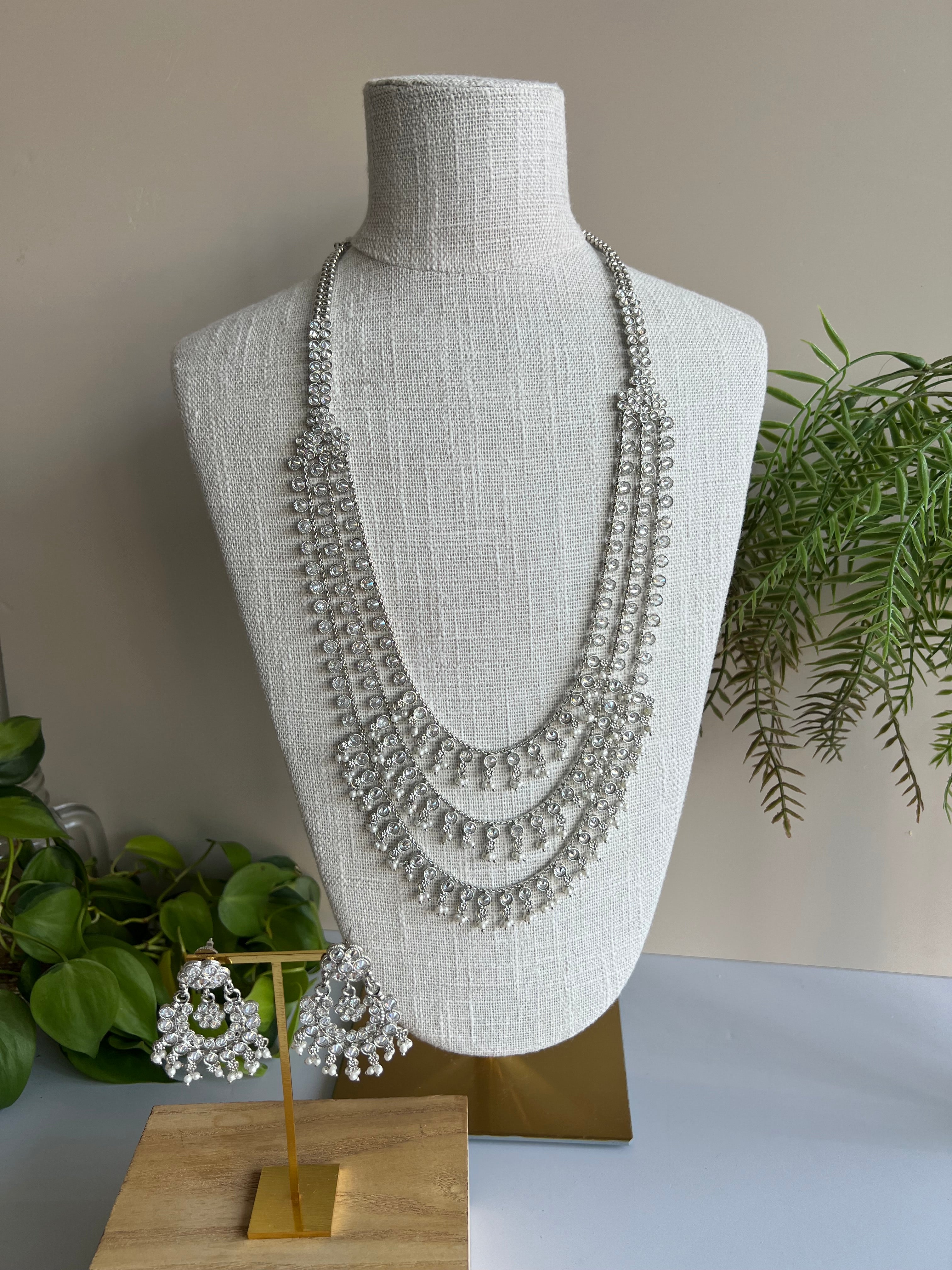 Mridul Long Necklace