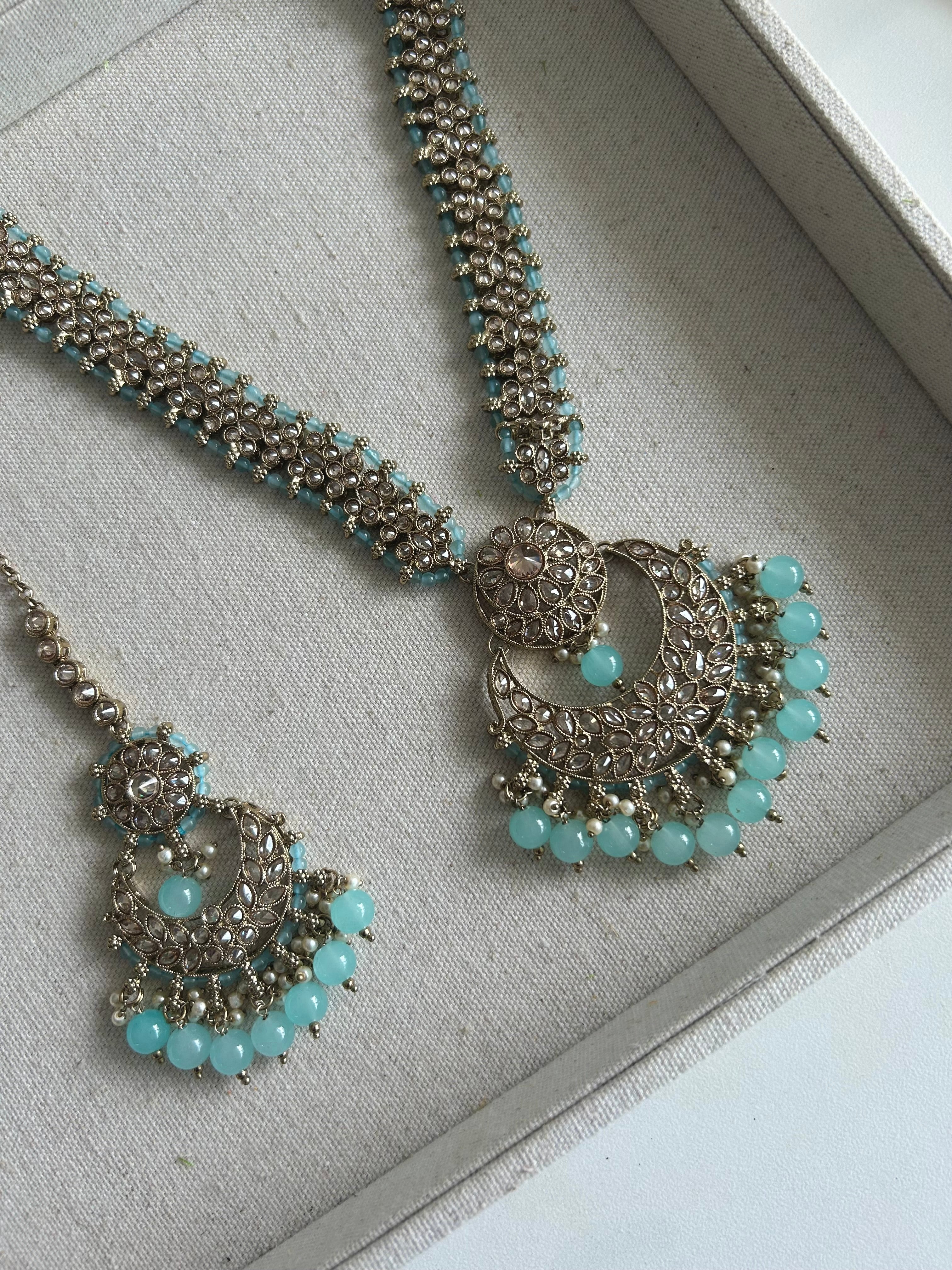 Nidhi Long Necklace Set