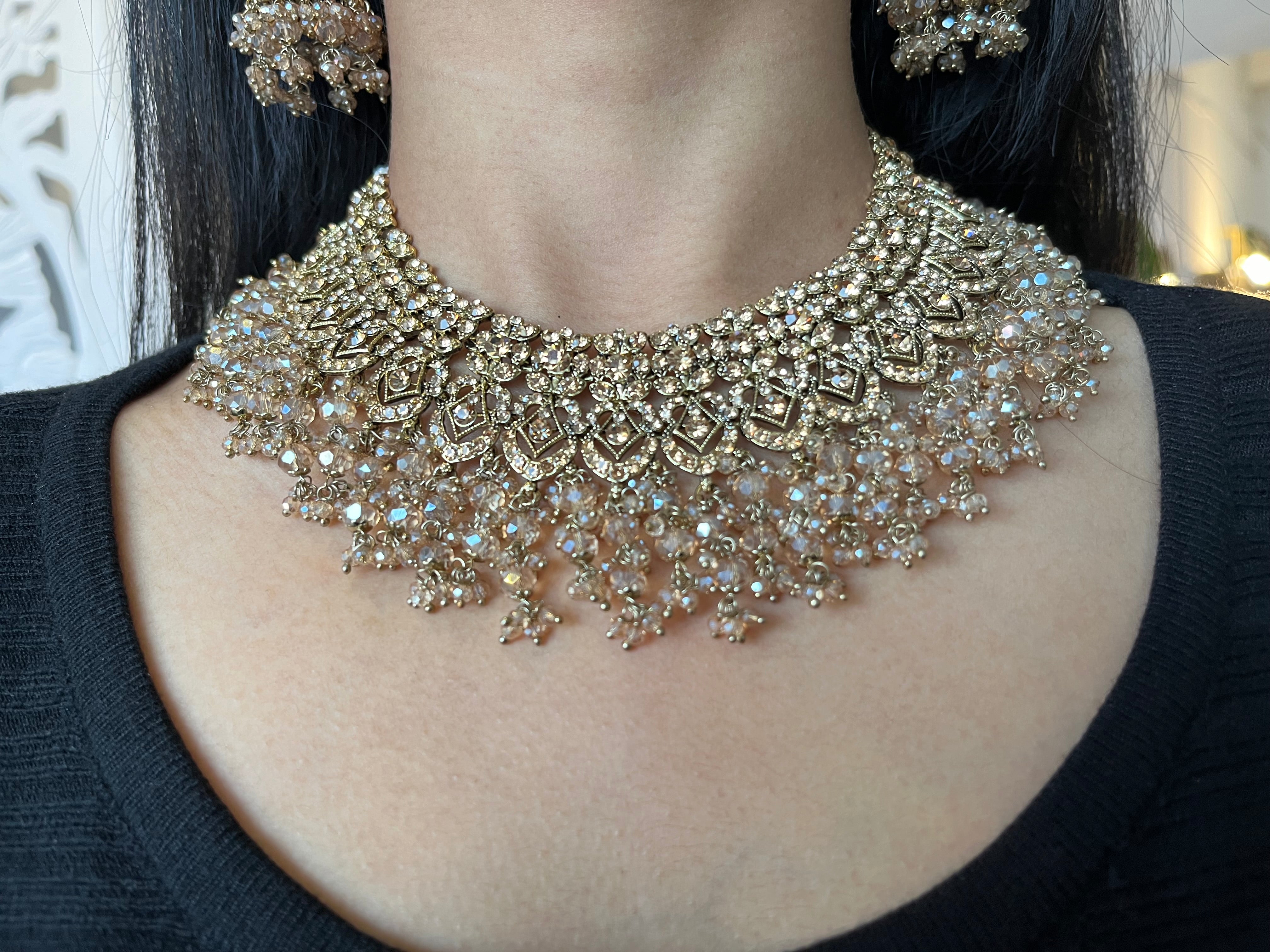 The Fari necklace set