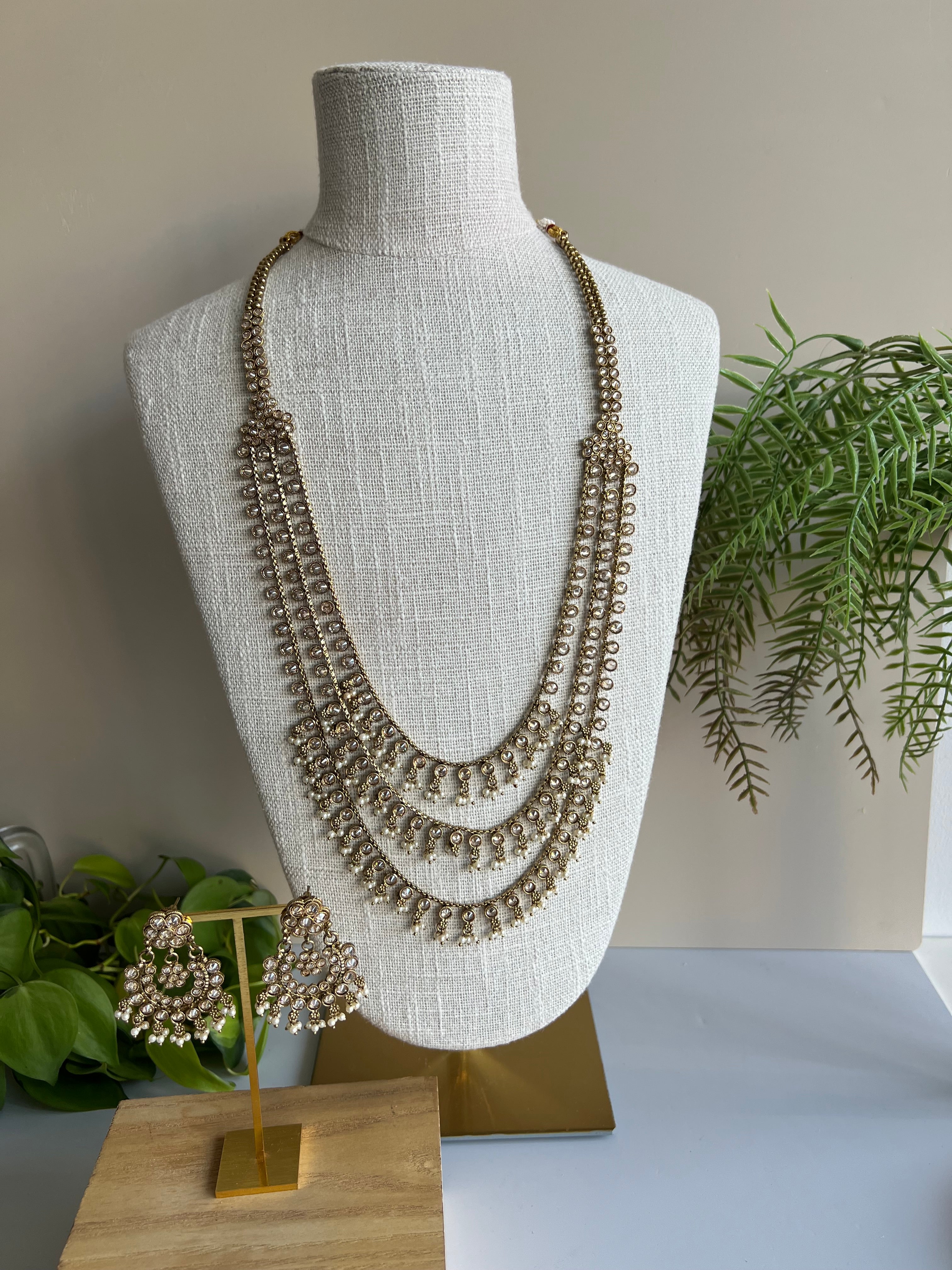Mridul Long Necklace