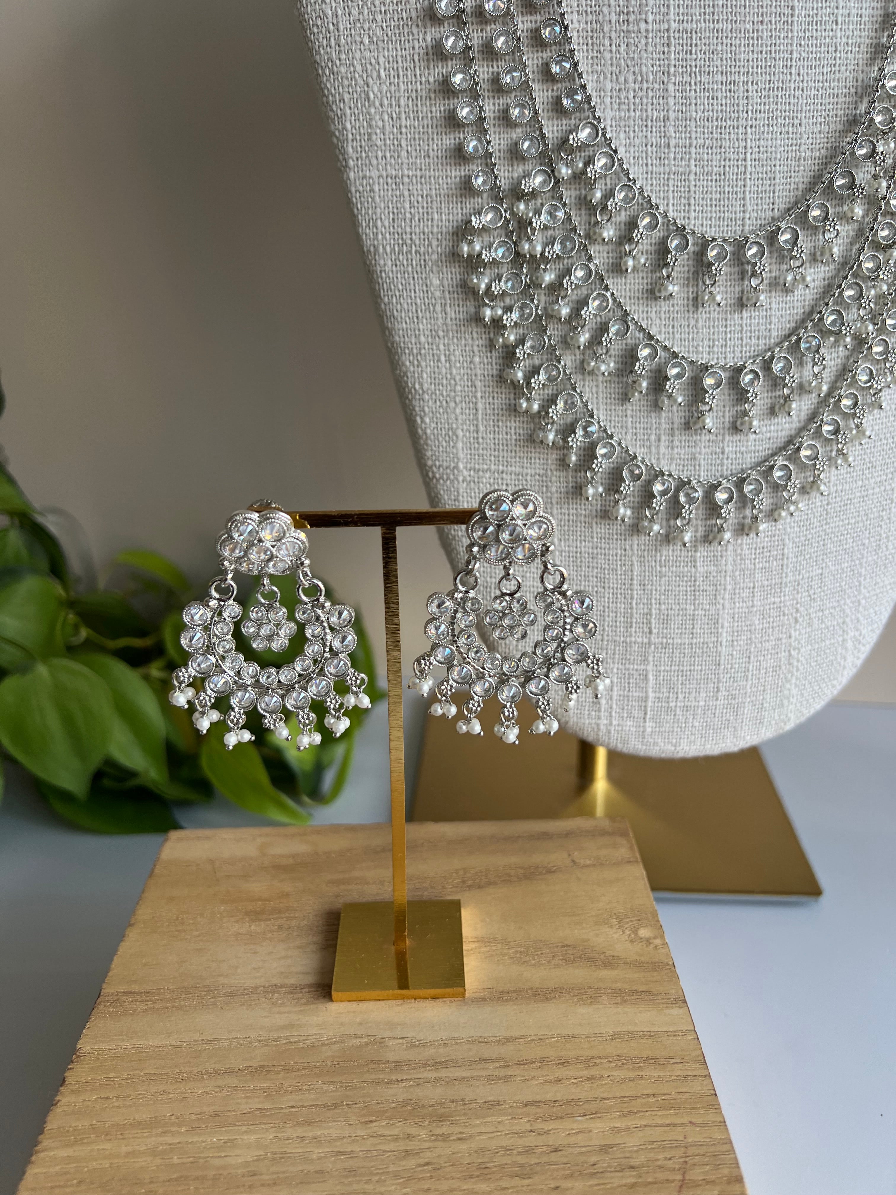 Mridul Long Necklace
