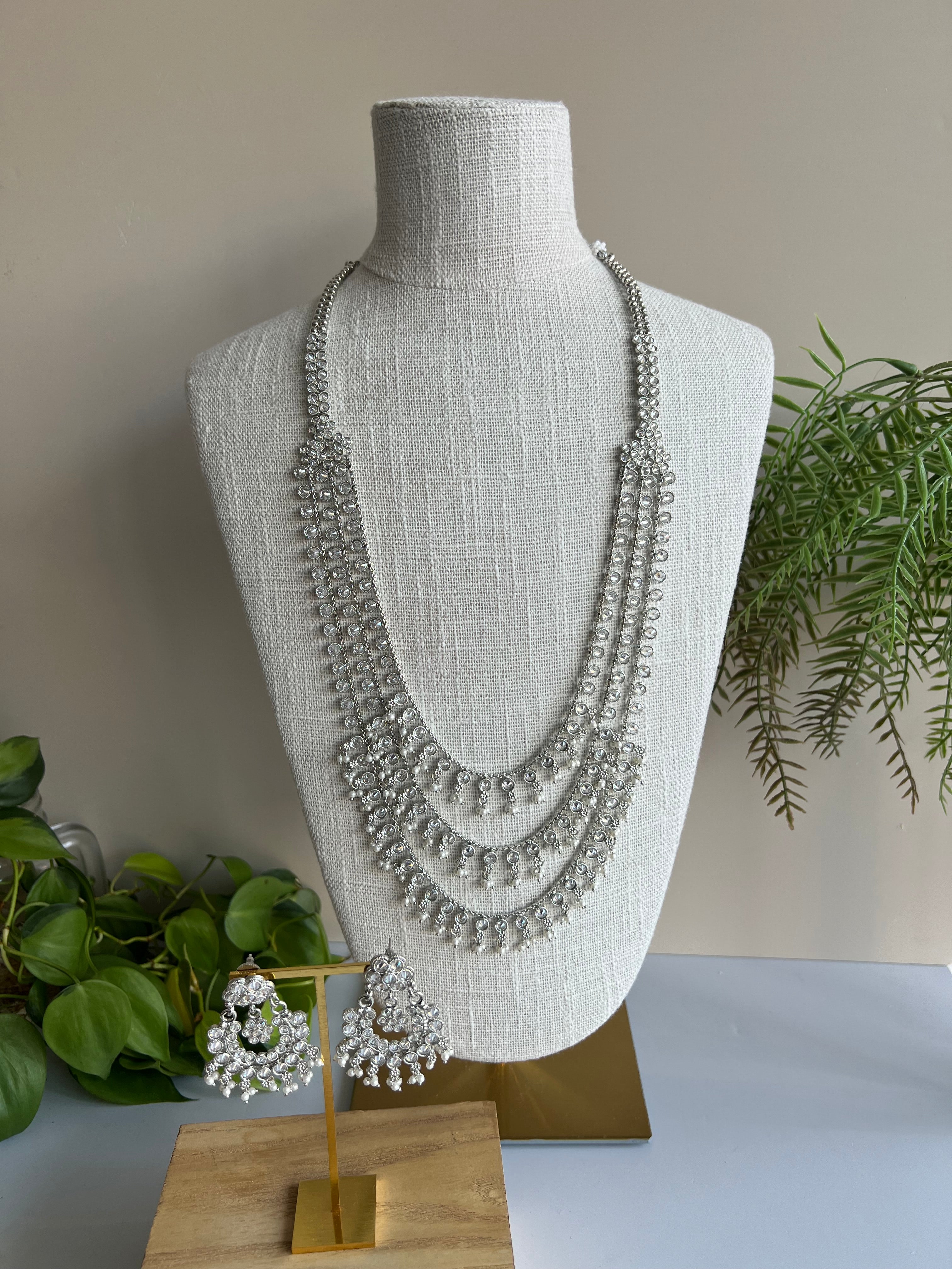Mridul Long Necklace