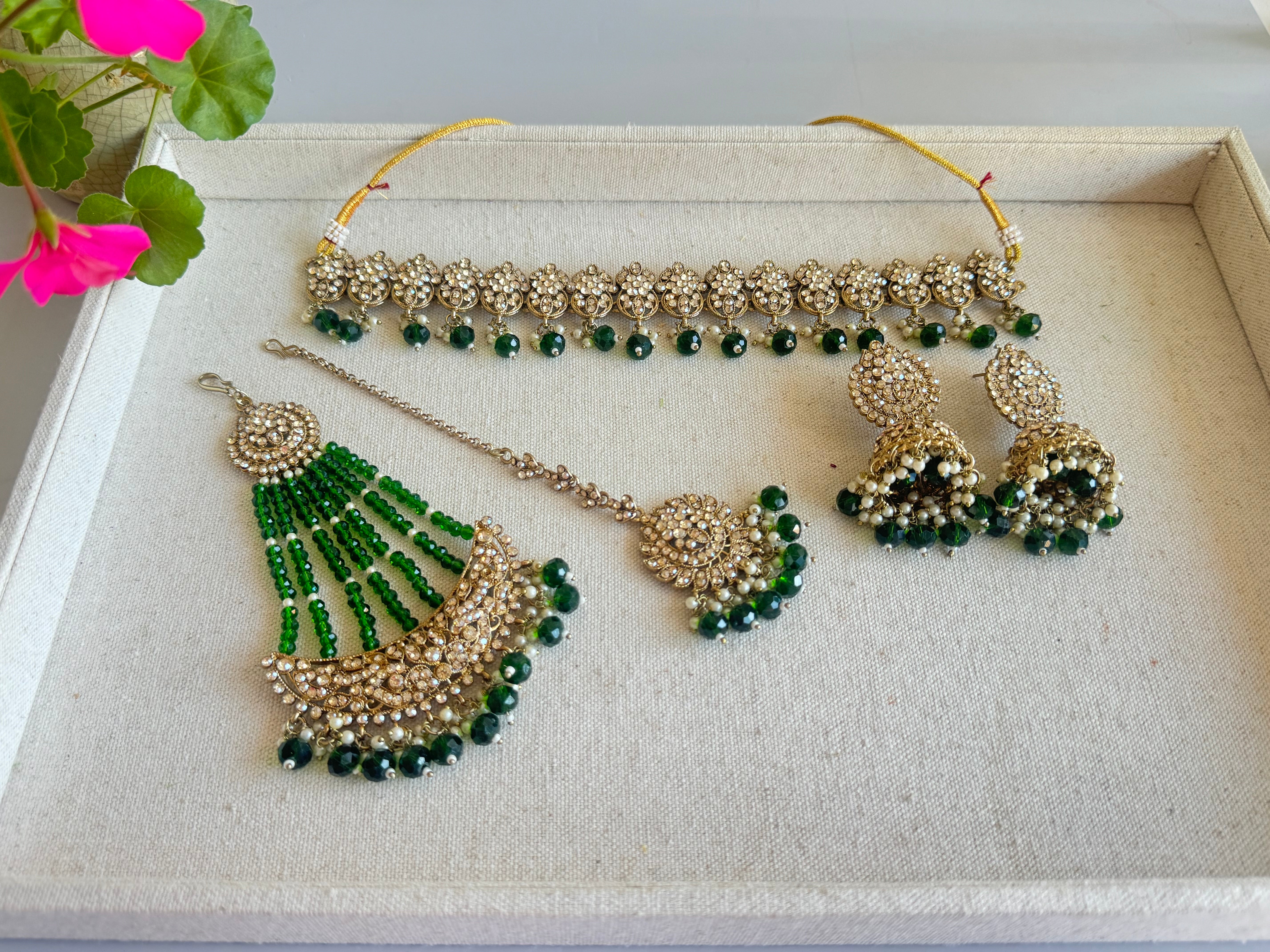 Aanya necklace set