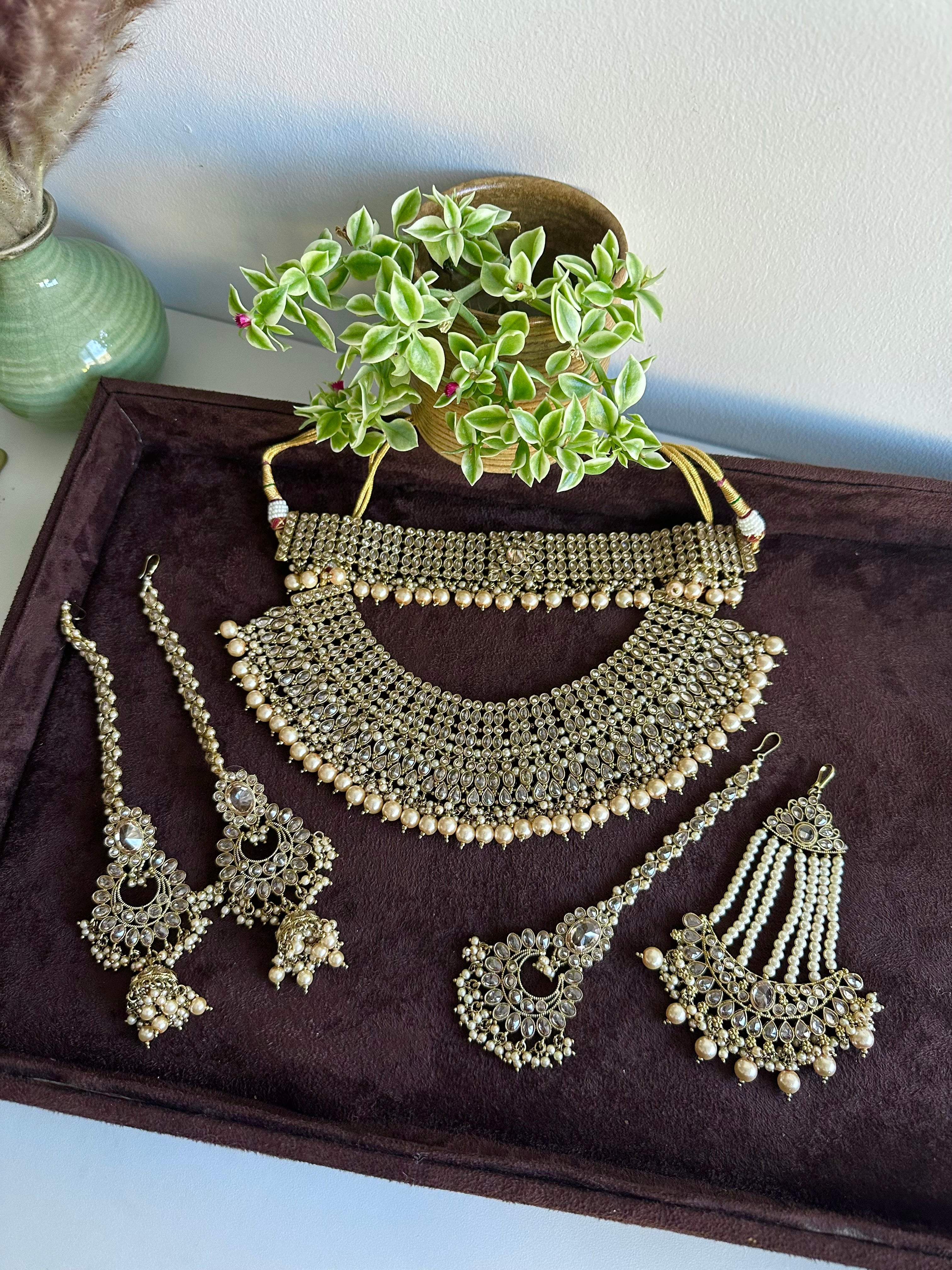 Krishna Necklace Set