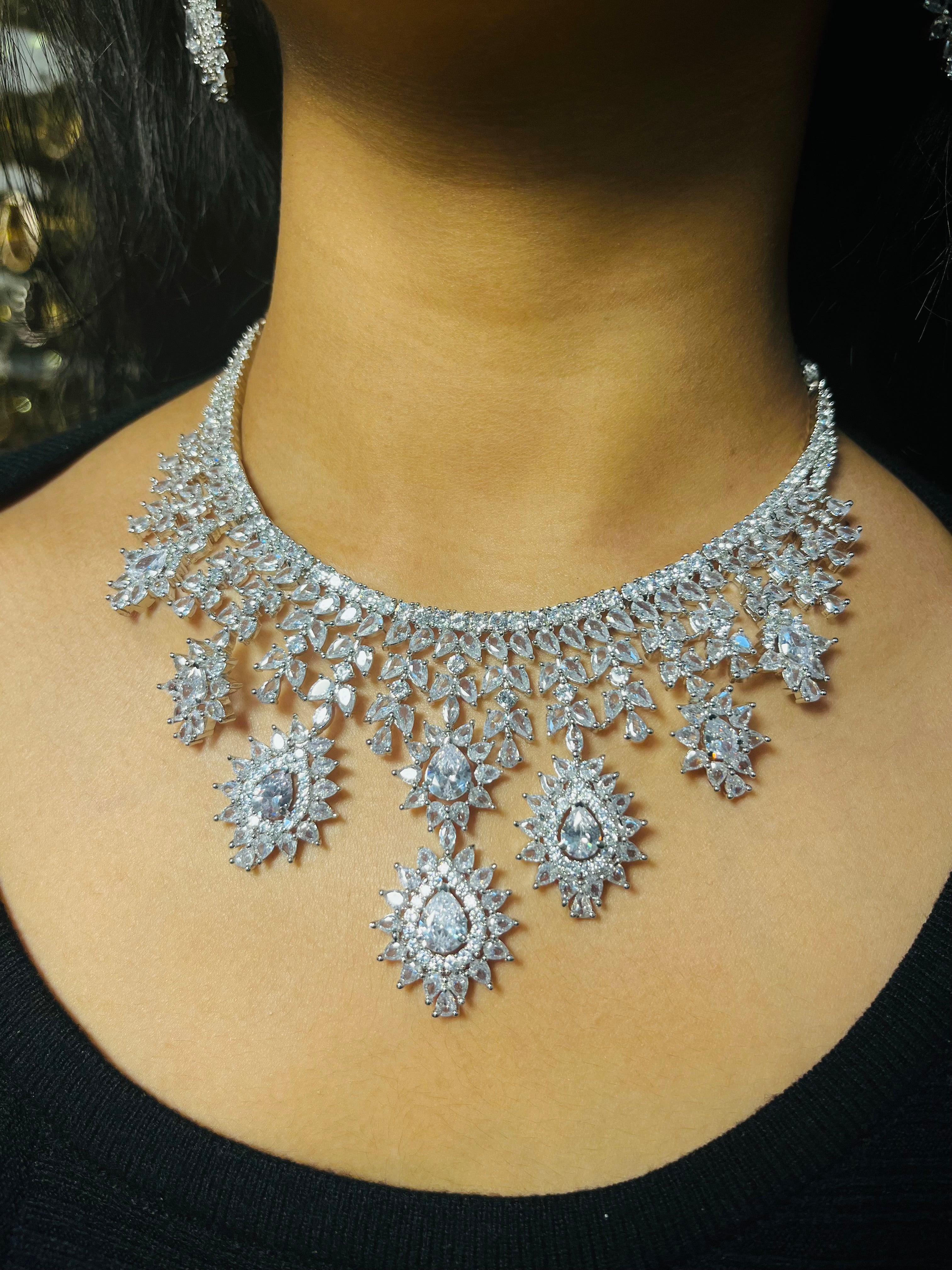 Mehvish Necklace Set