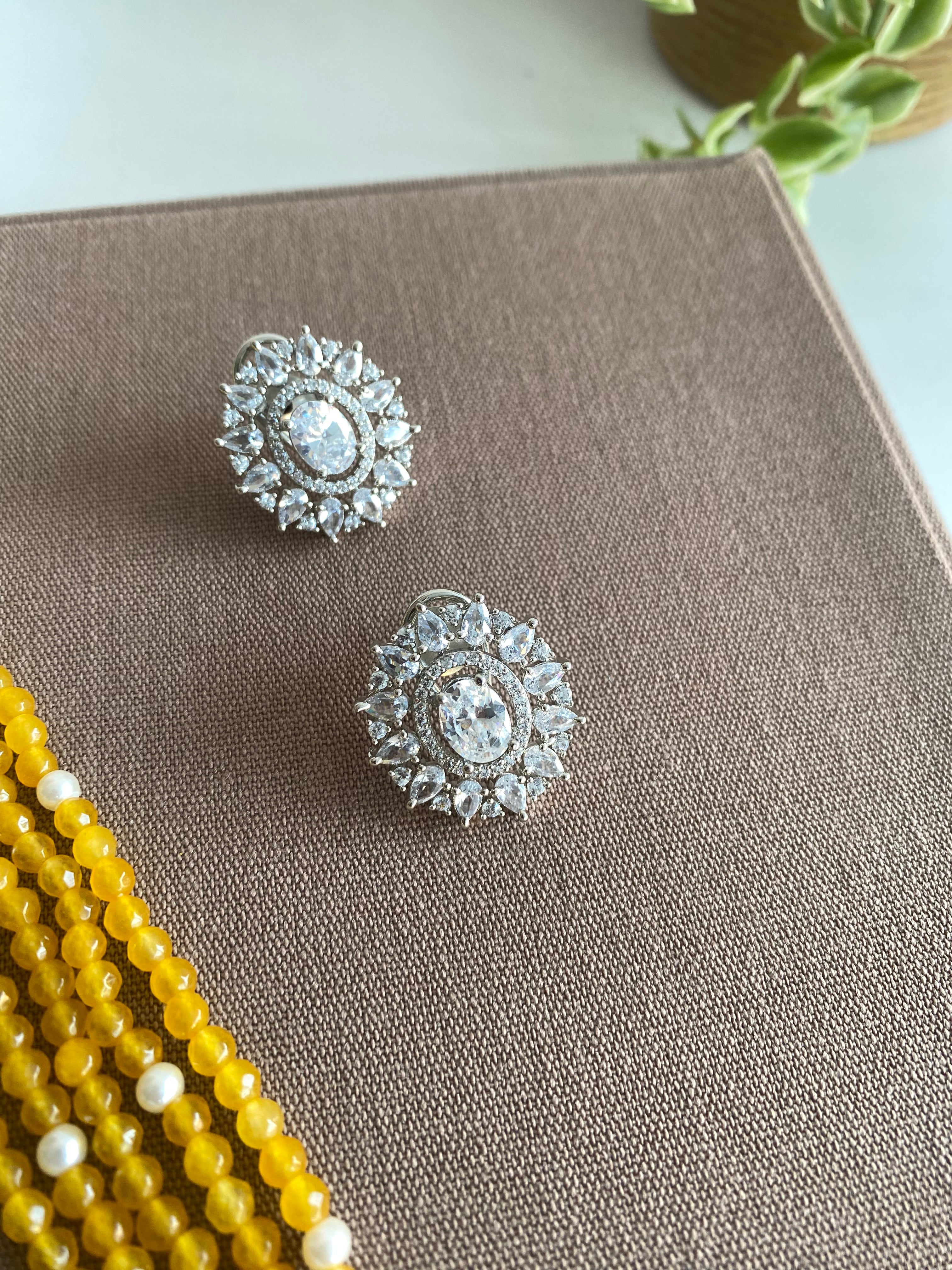 Yasmeen long necklace set