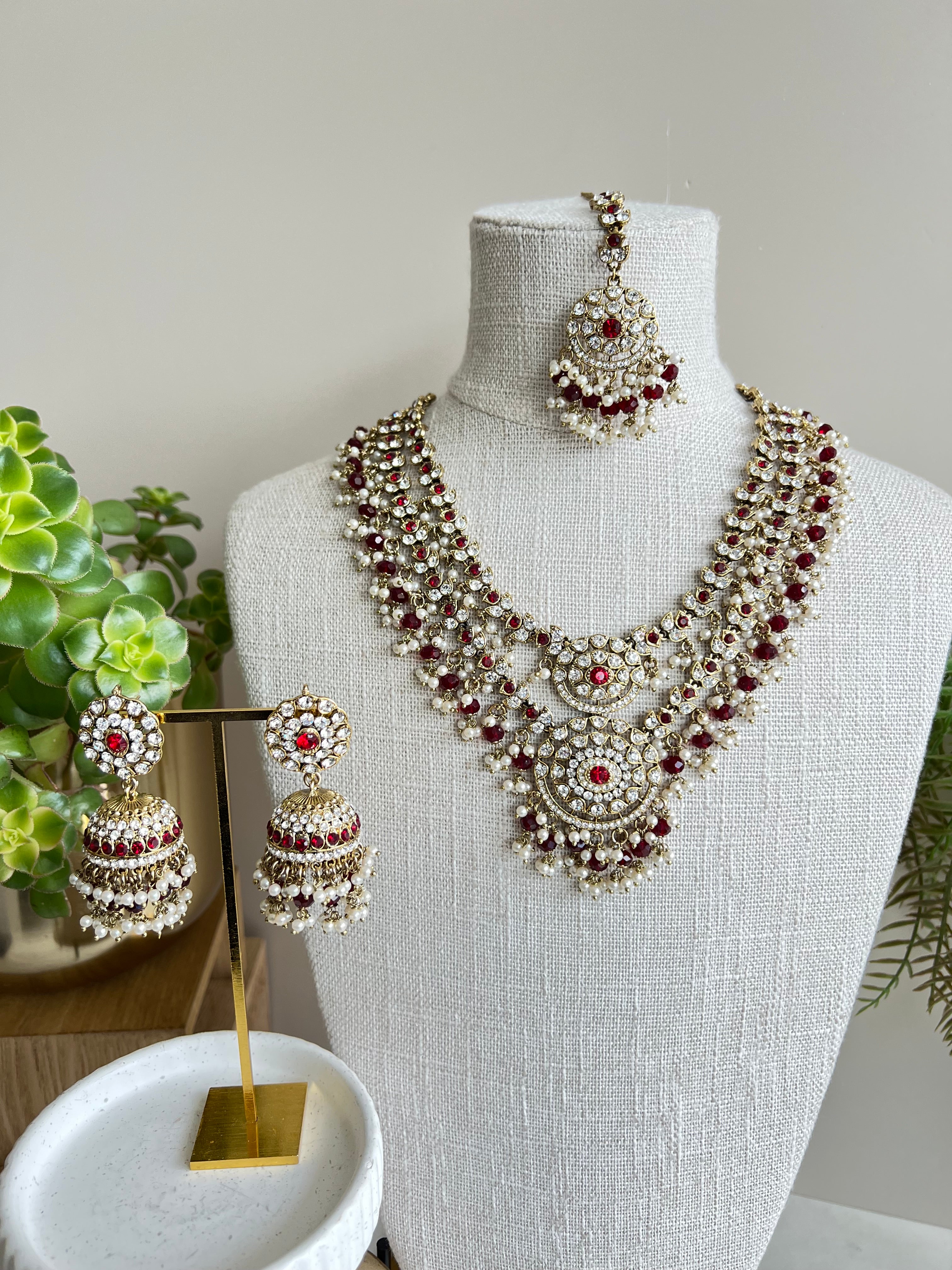 Nibedita necklace set