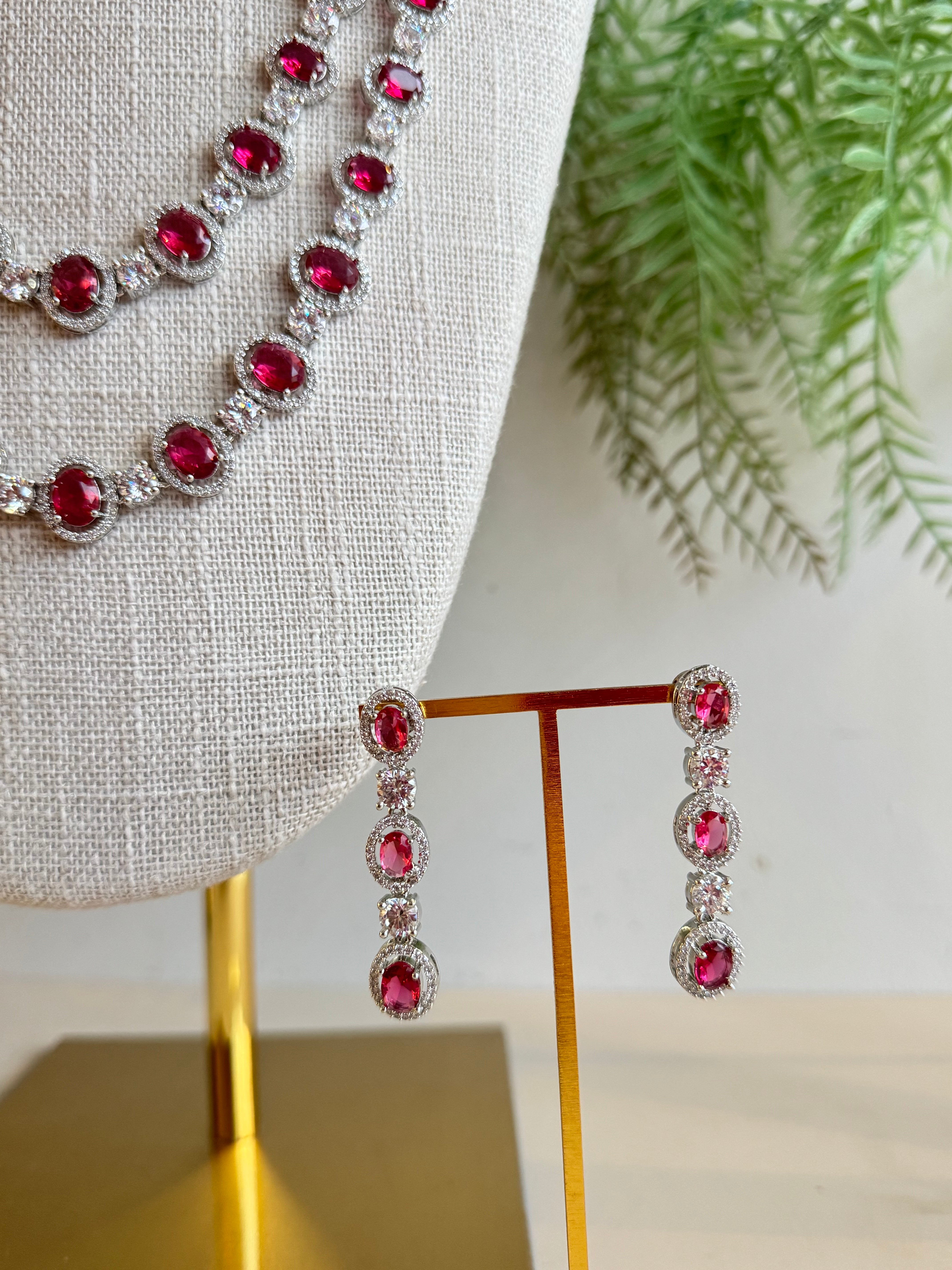 Totini long necklace set