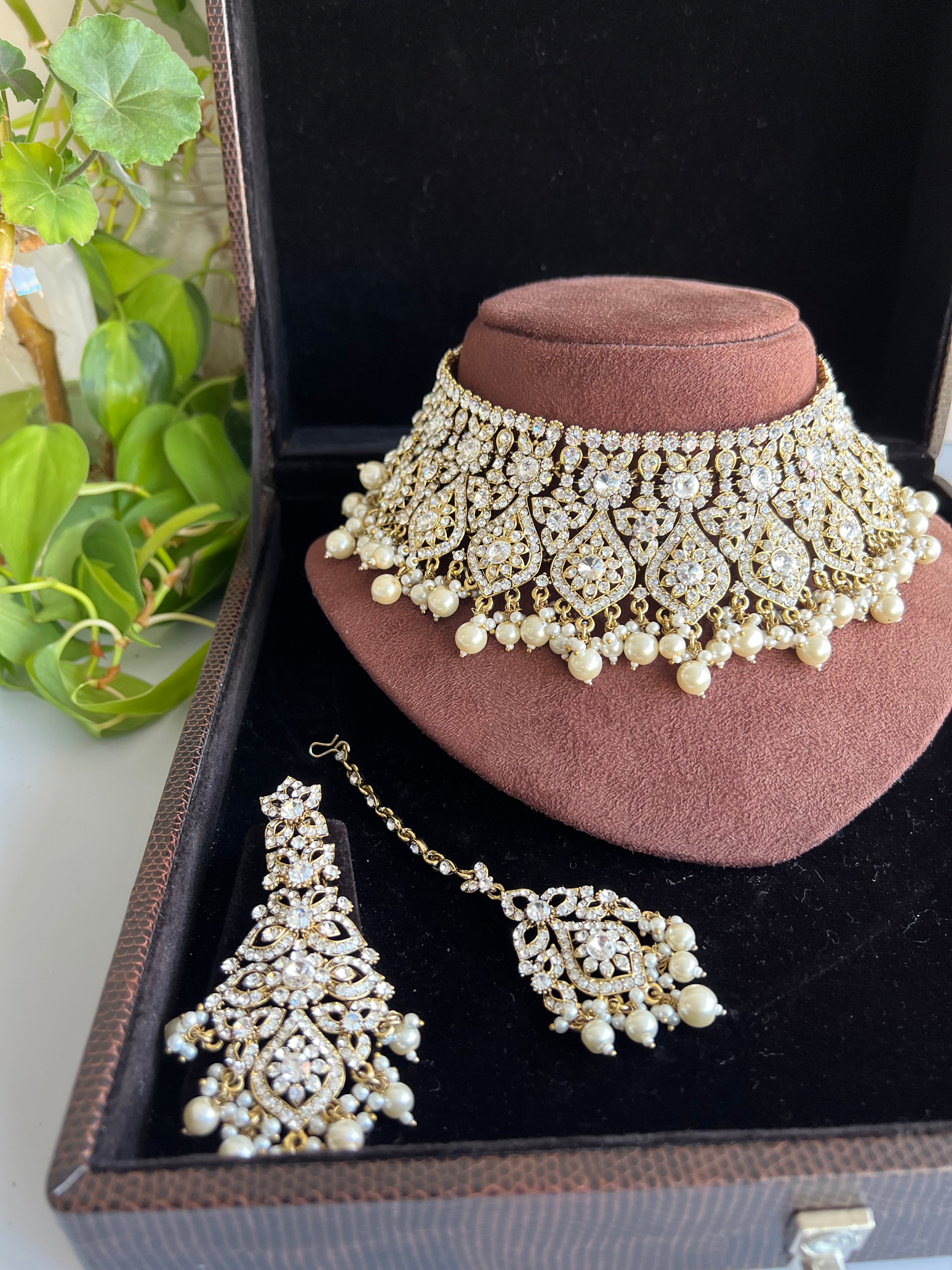 The Rumina Bridal set