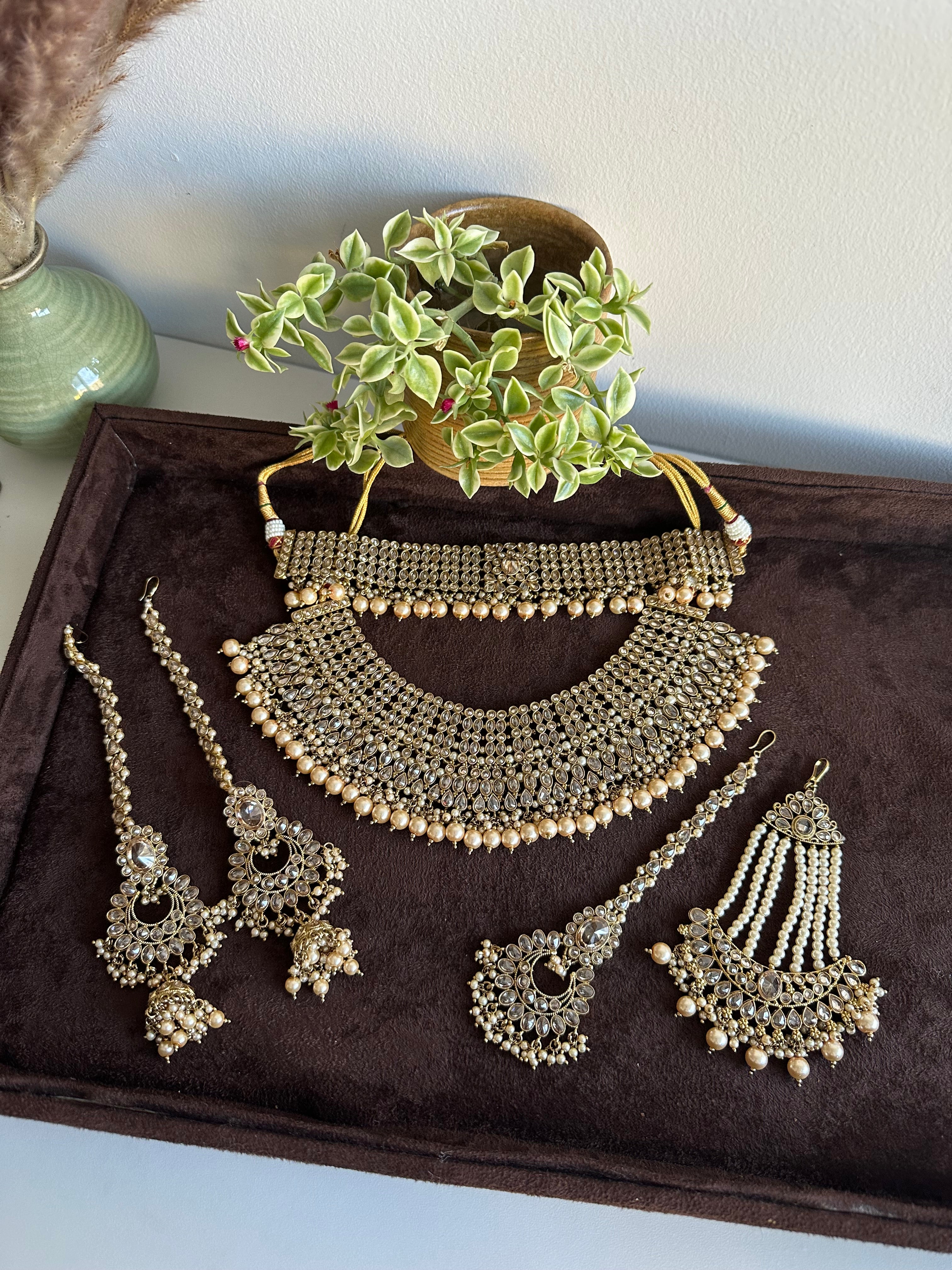 Krishna Necklace Set