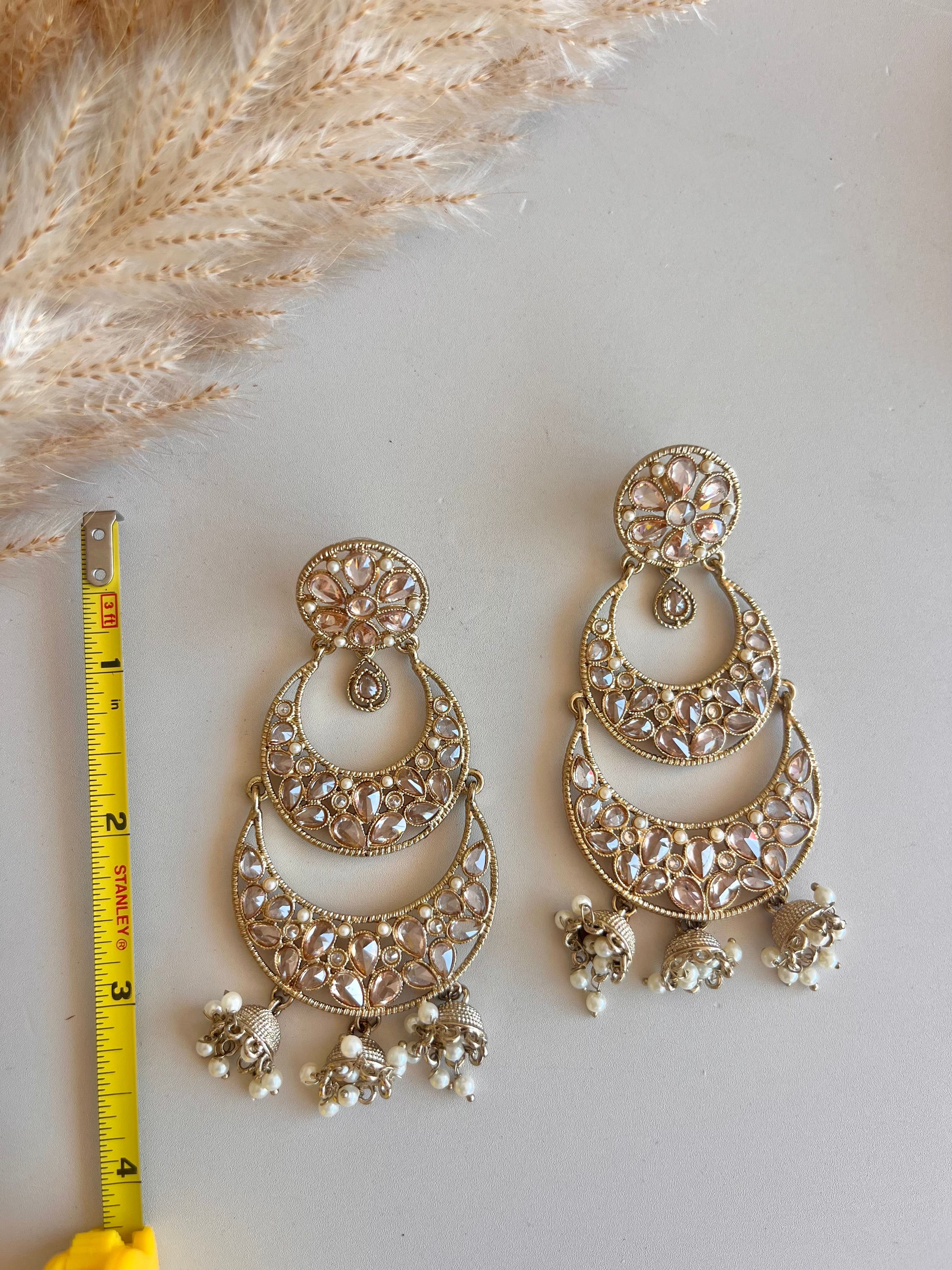 Urrvi Earrings