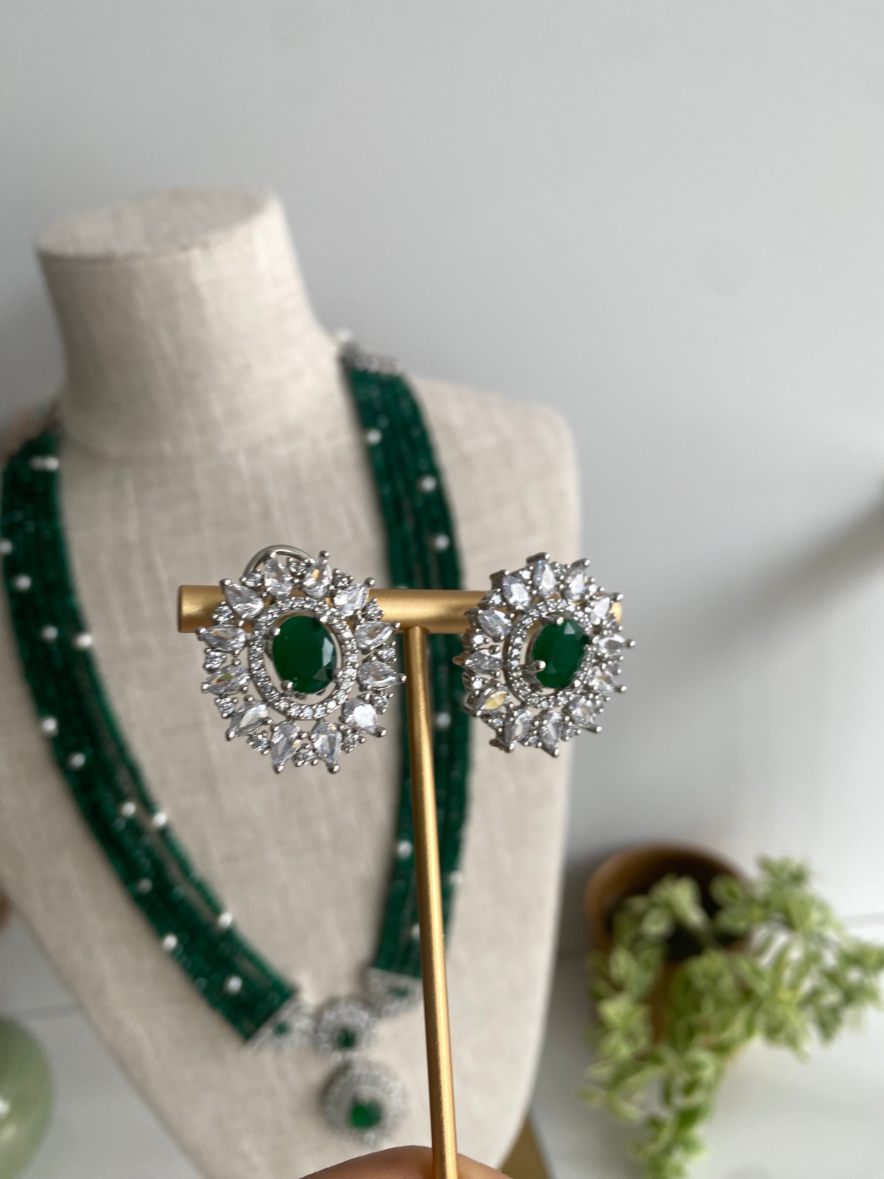 Yasmeen long necklace set