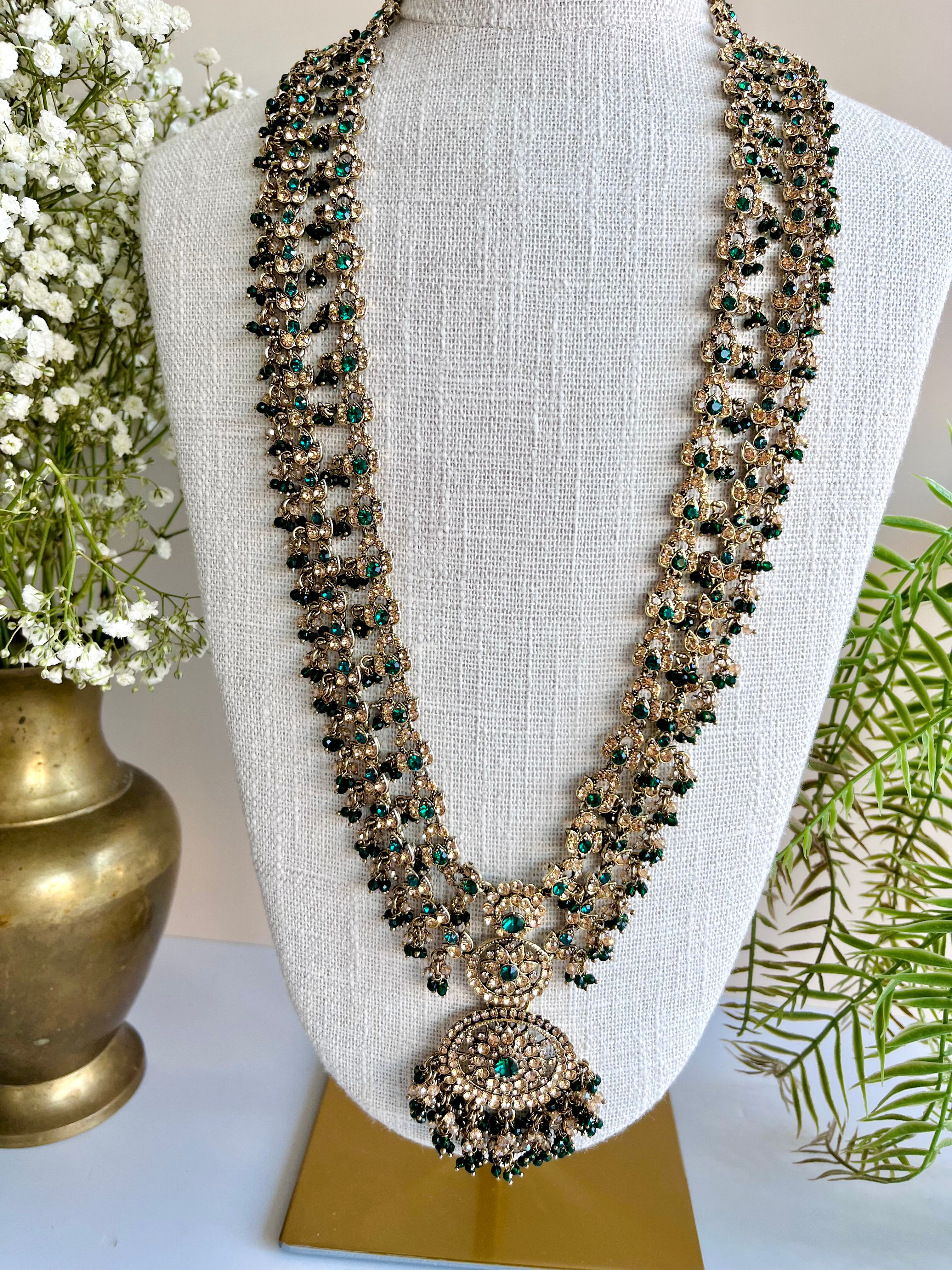 Priha Necklace set