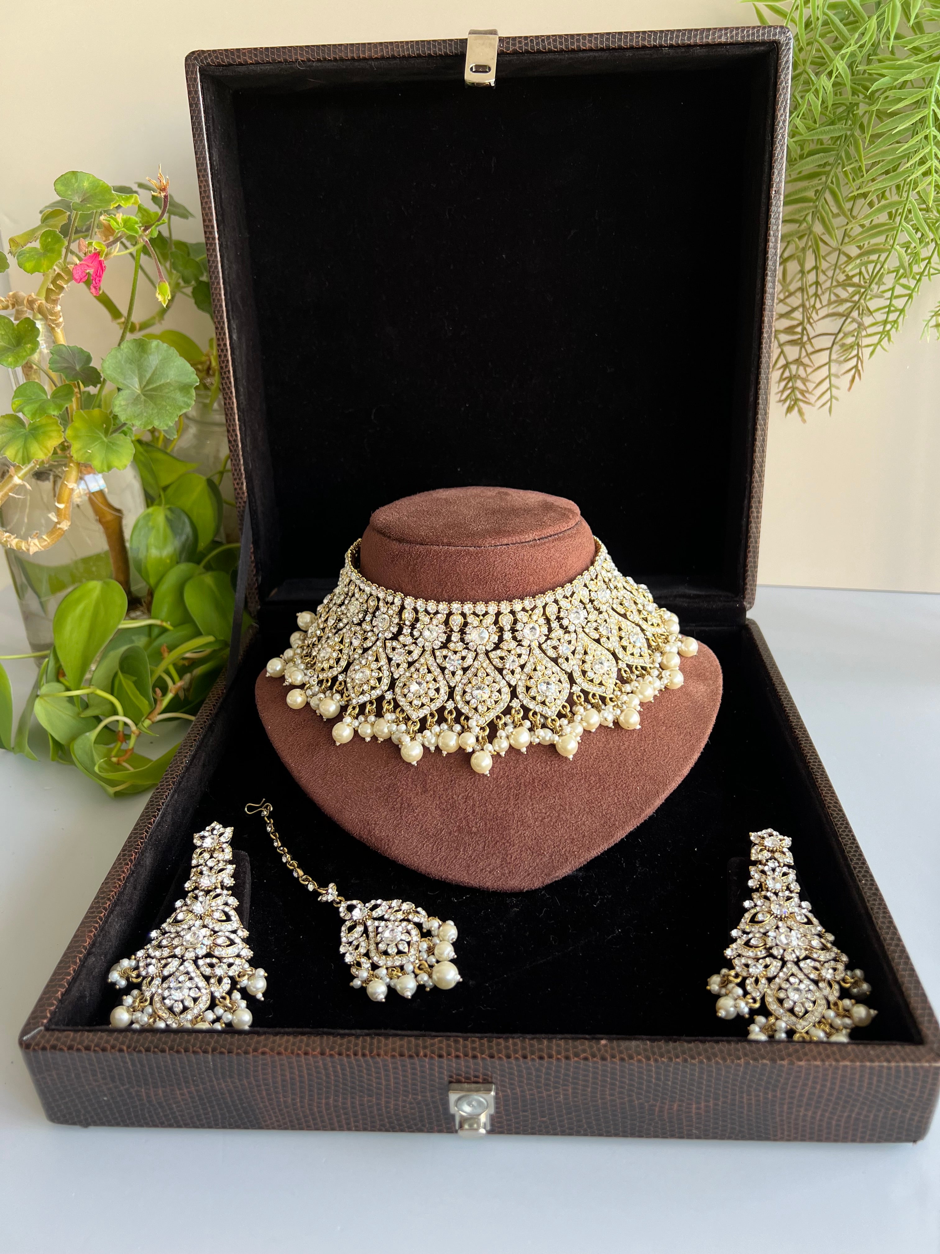 The Rumina Bridal set