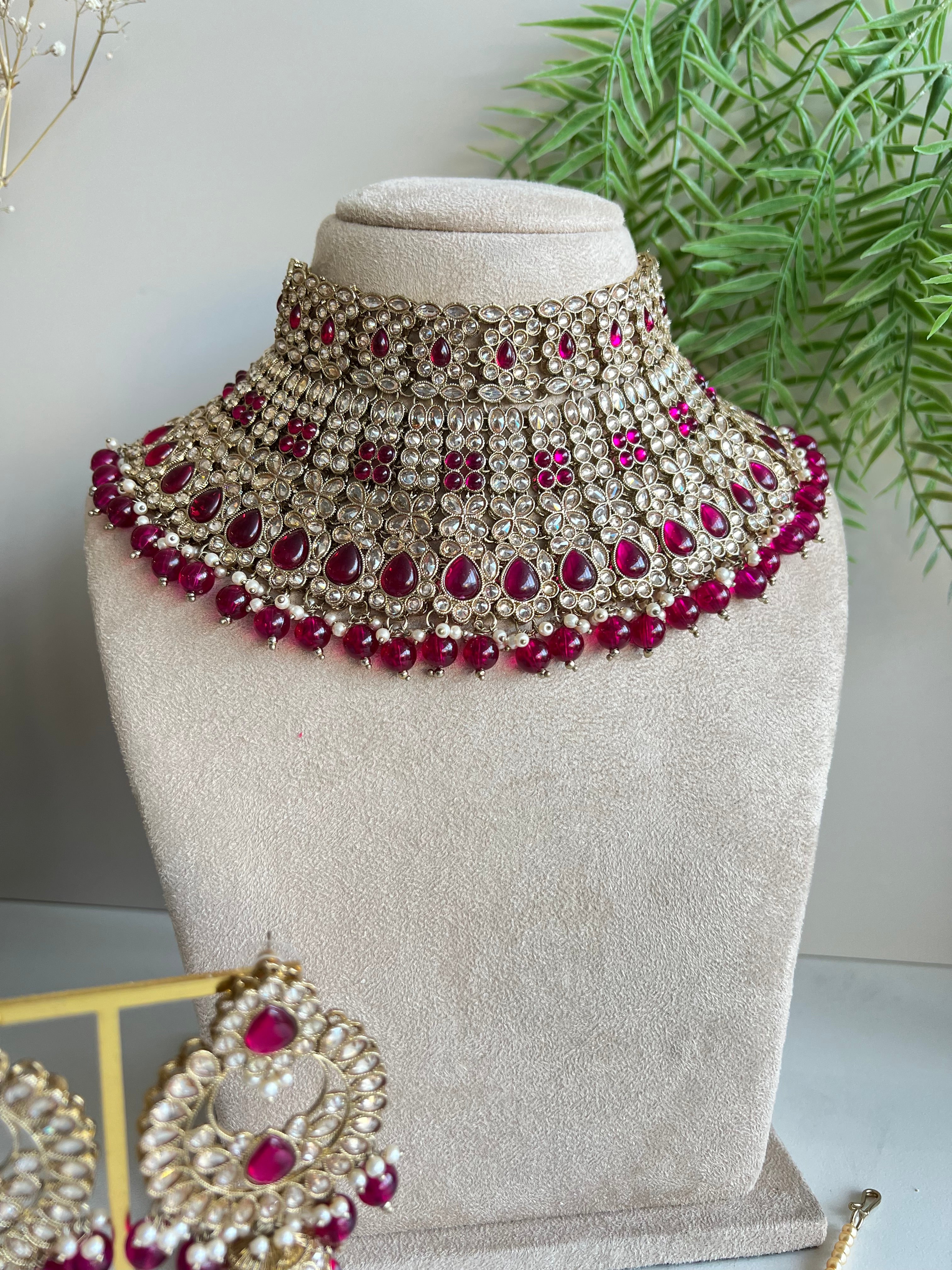 Anvi Necklace set