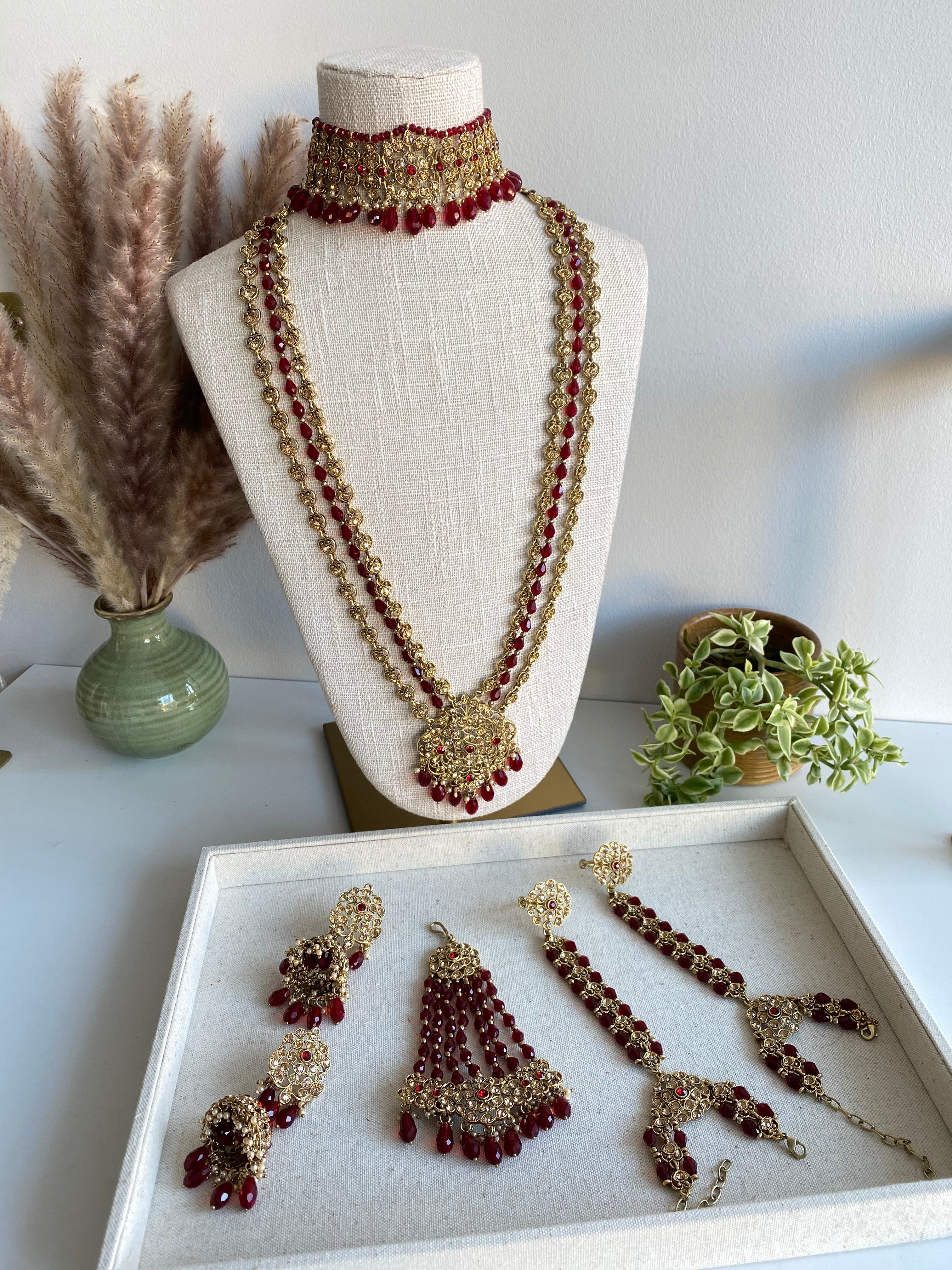 Amira Bridal Necklace