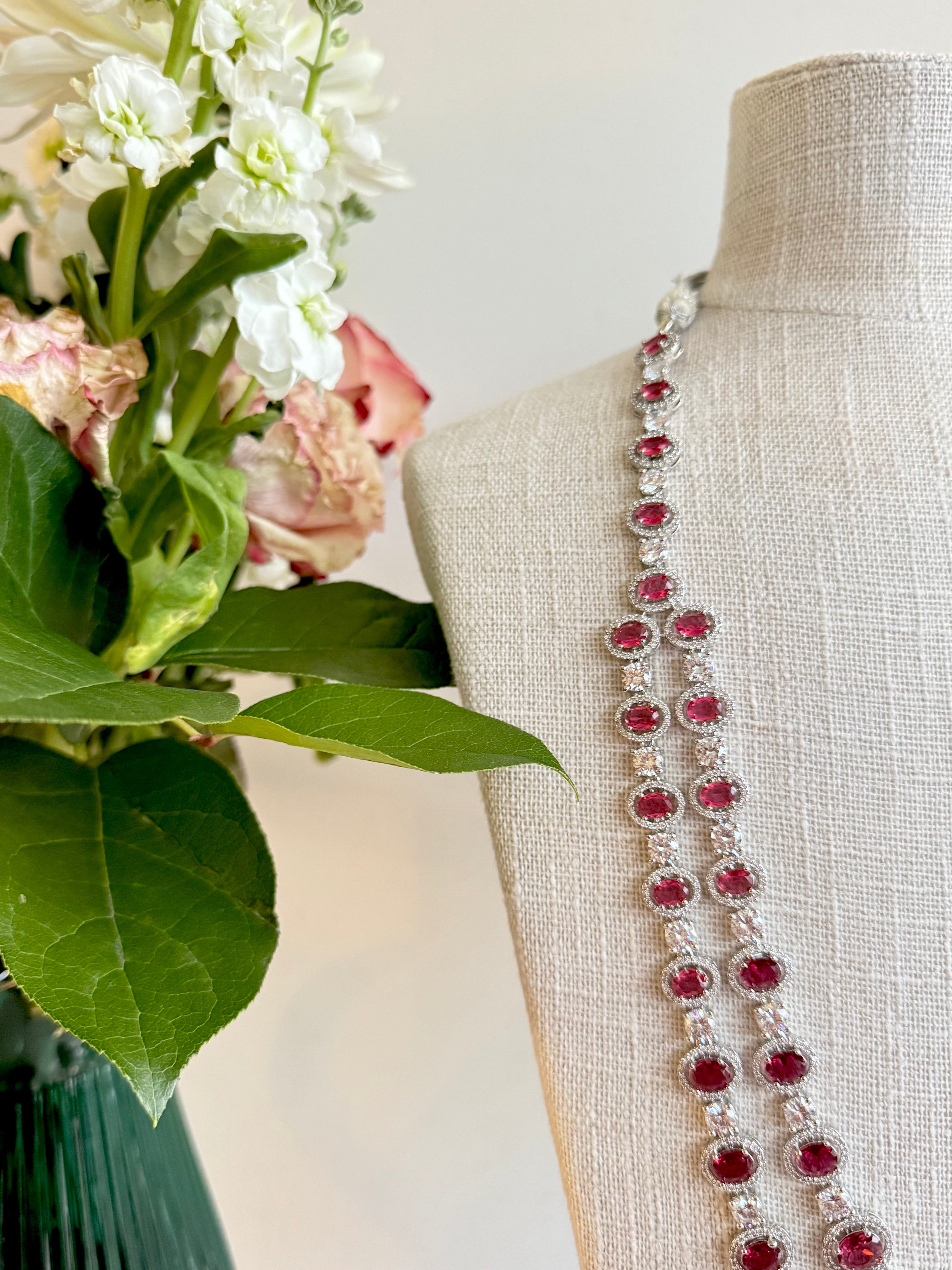 Totini long necklace set