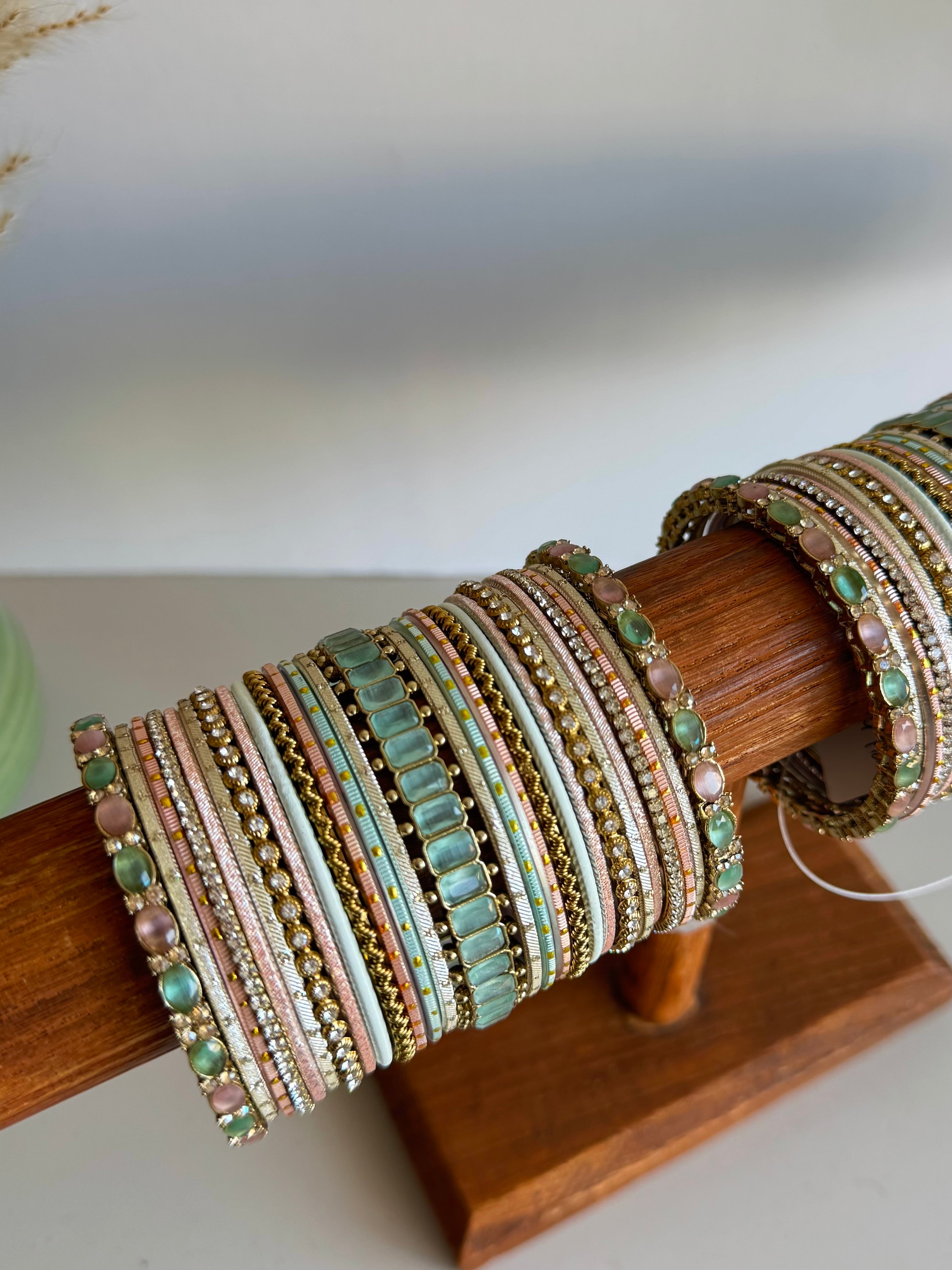 Bipisha Bangle Set/Festive Essentials