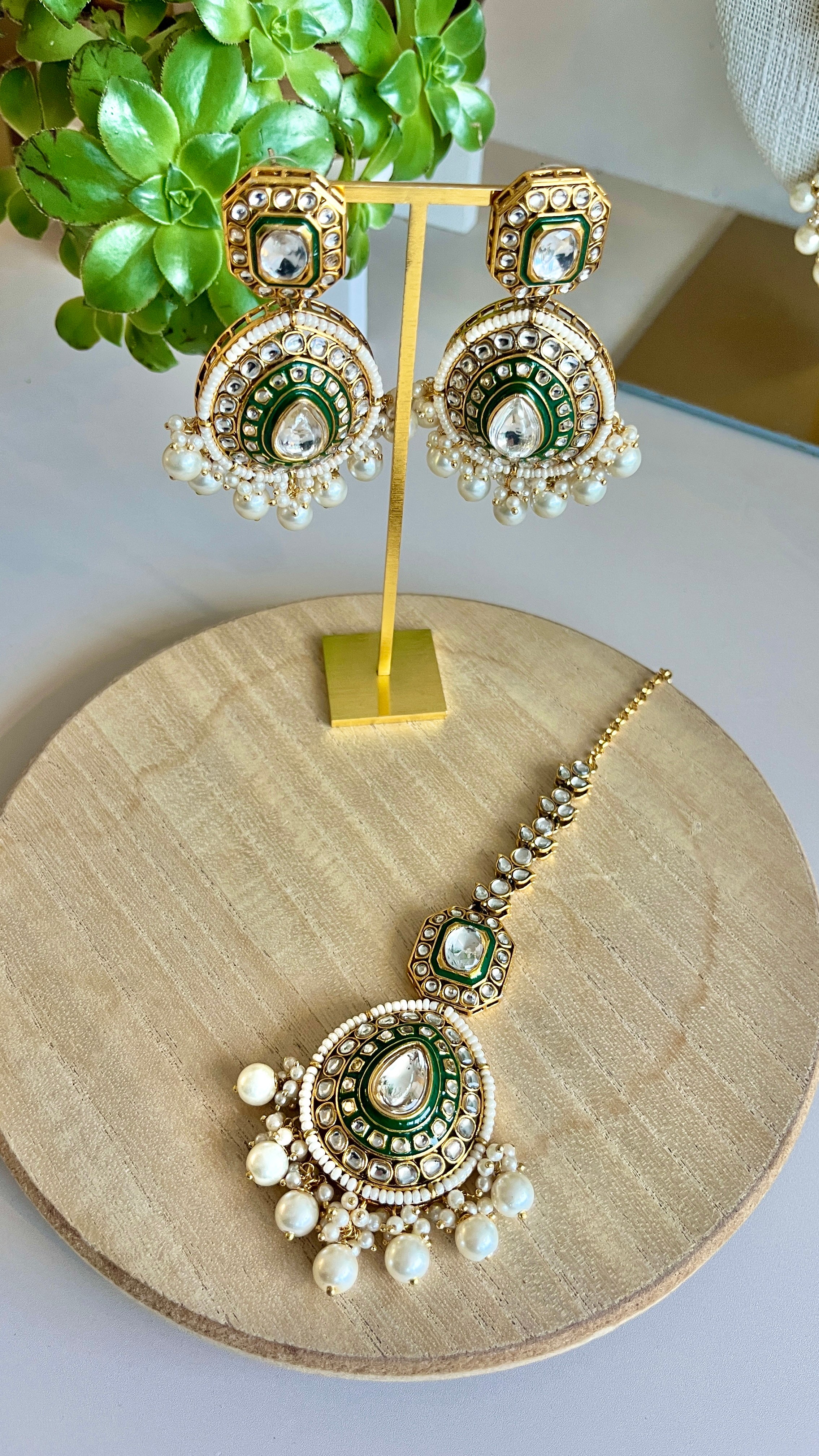 Jivika kundan necklace set