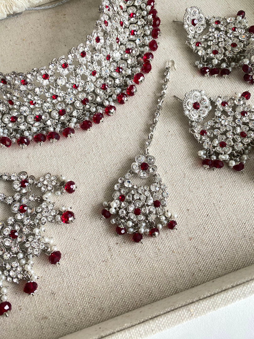Selvi Bridal Set