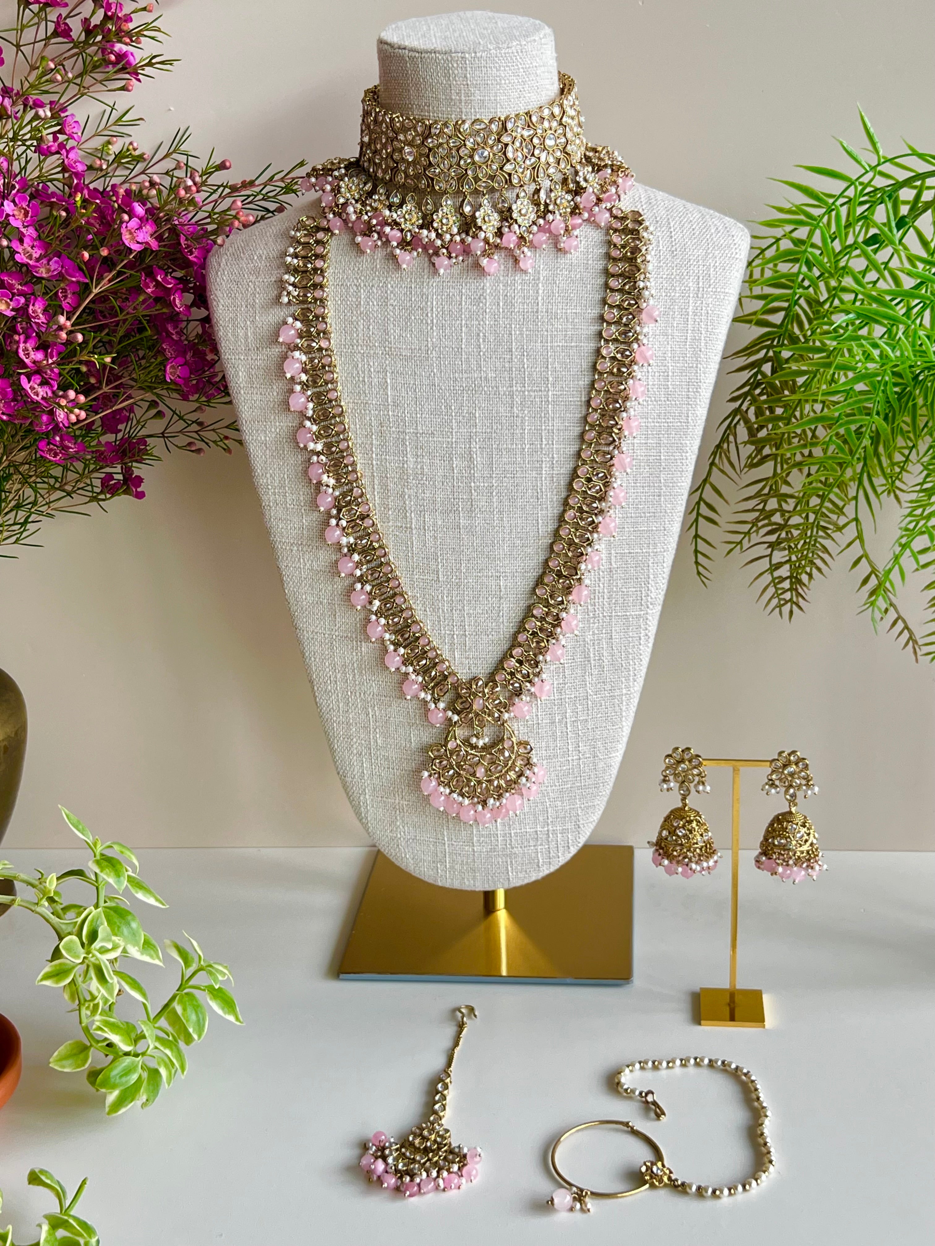 Gitika bridal set
