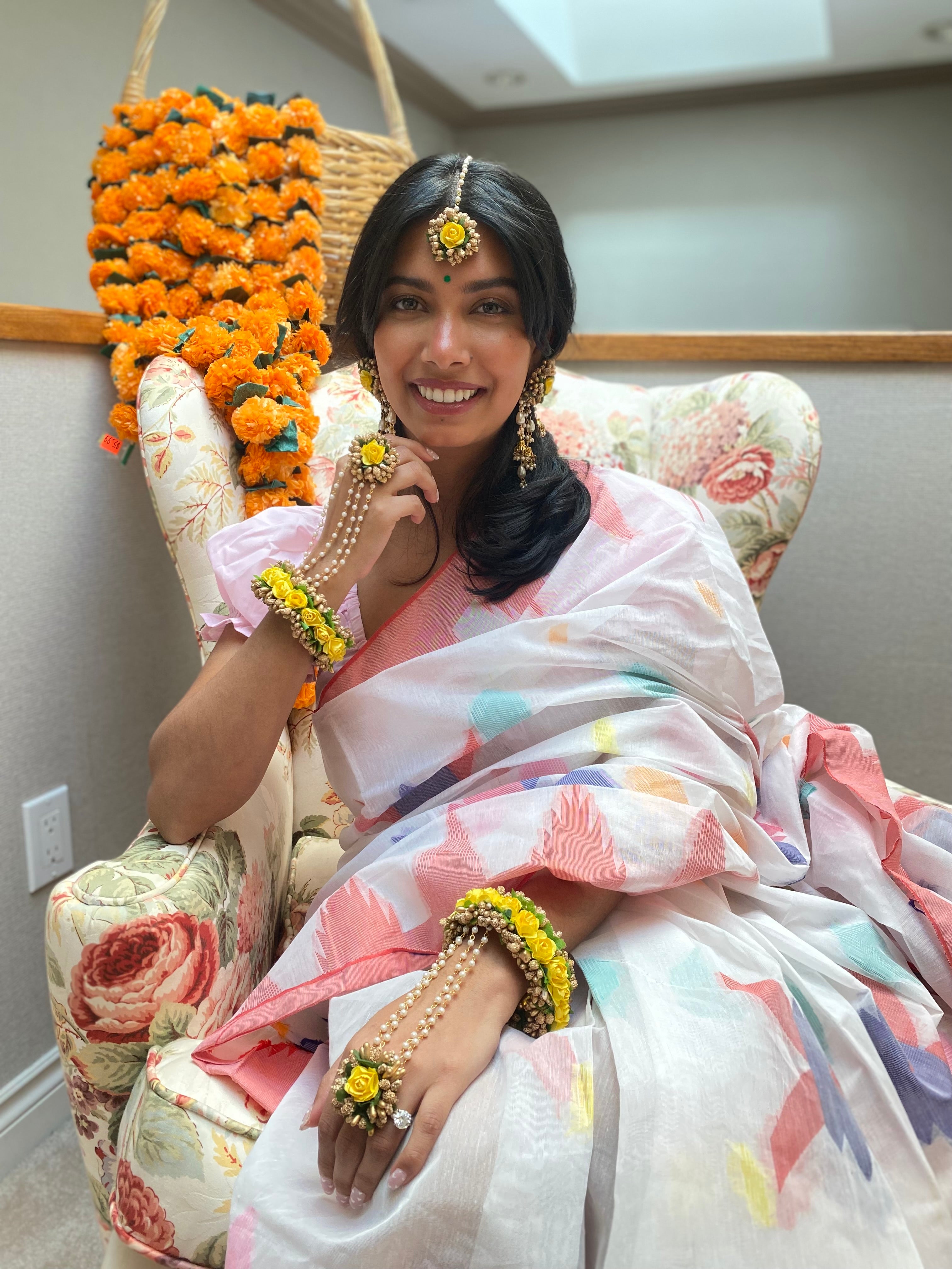 Keya Floral Set