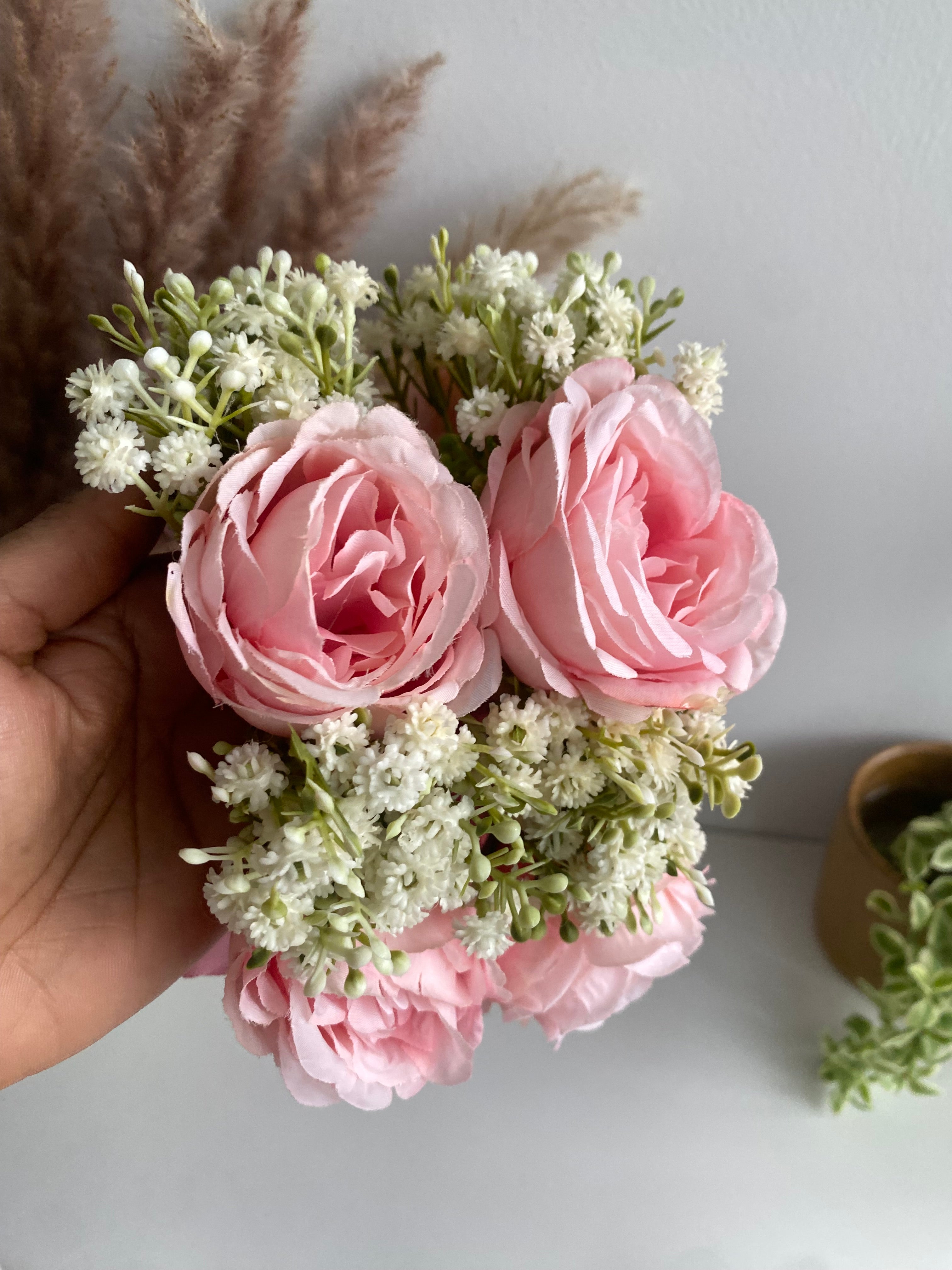 Silk Rose Hand Gajra
