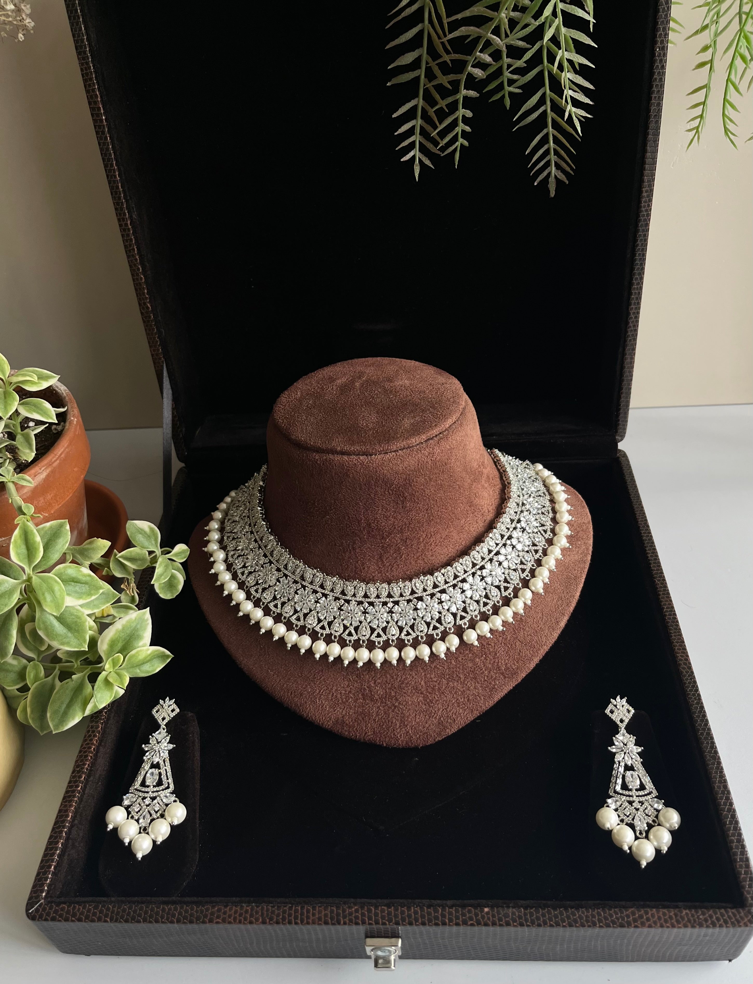 Ritu Necklace Set