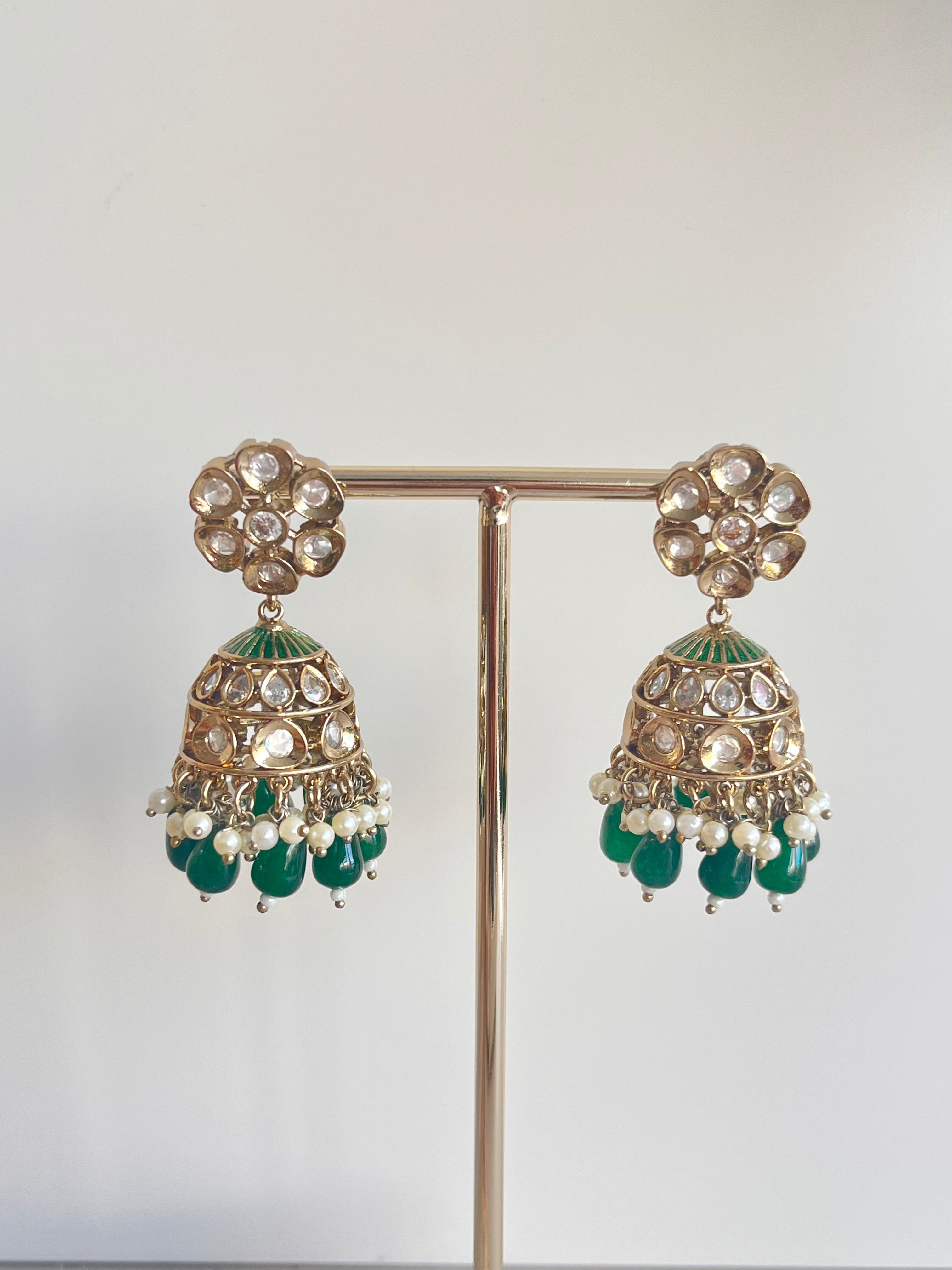 Laya Necklace Set