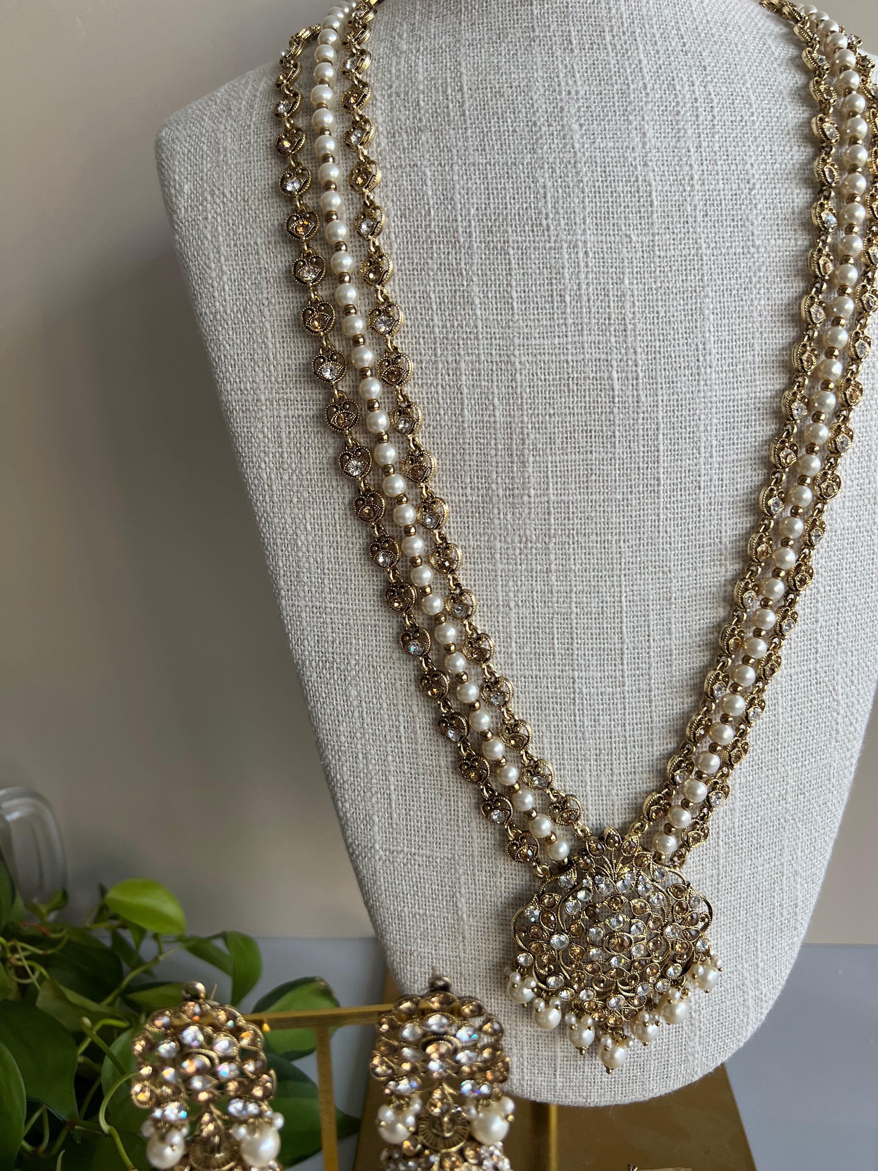 Supriya Long Necklace Set