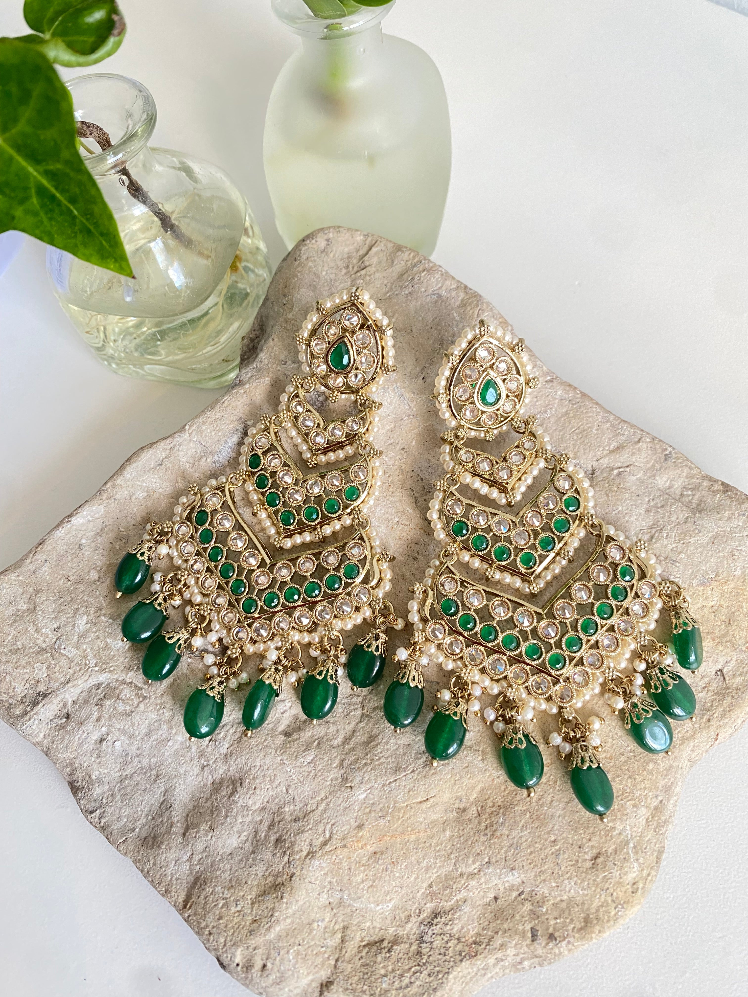 Pari Earrings