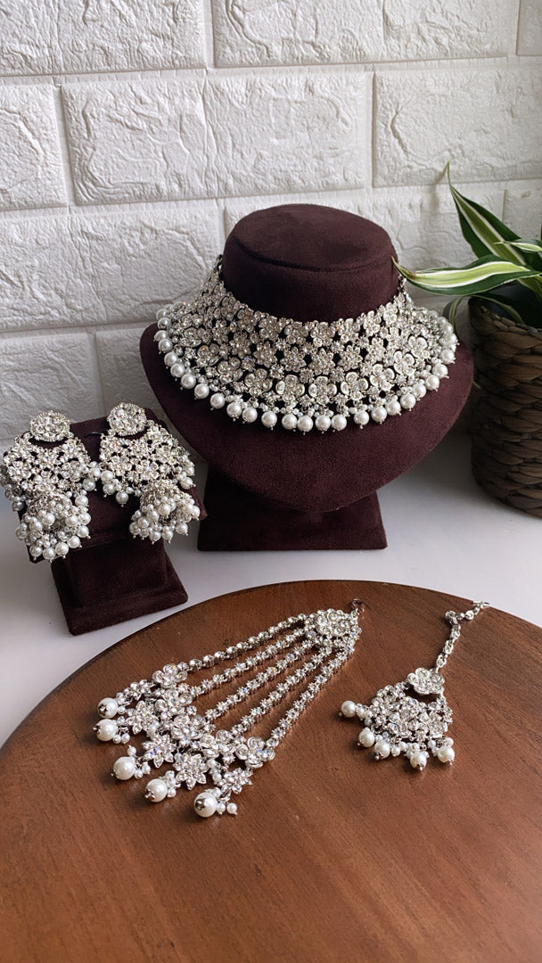Selvi Bridal Set