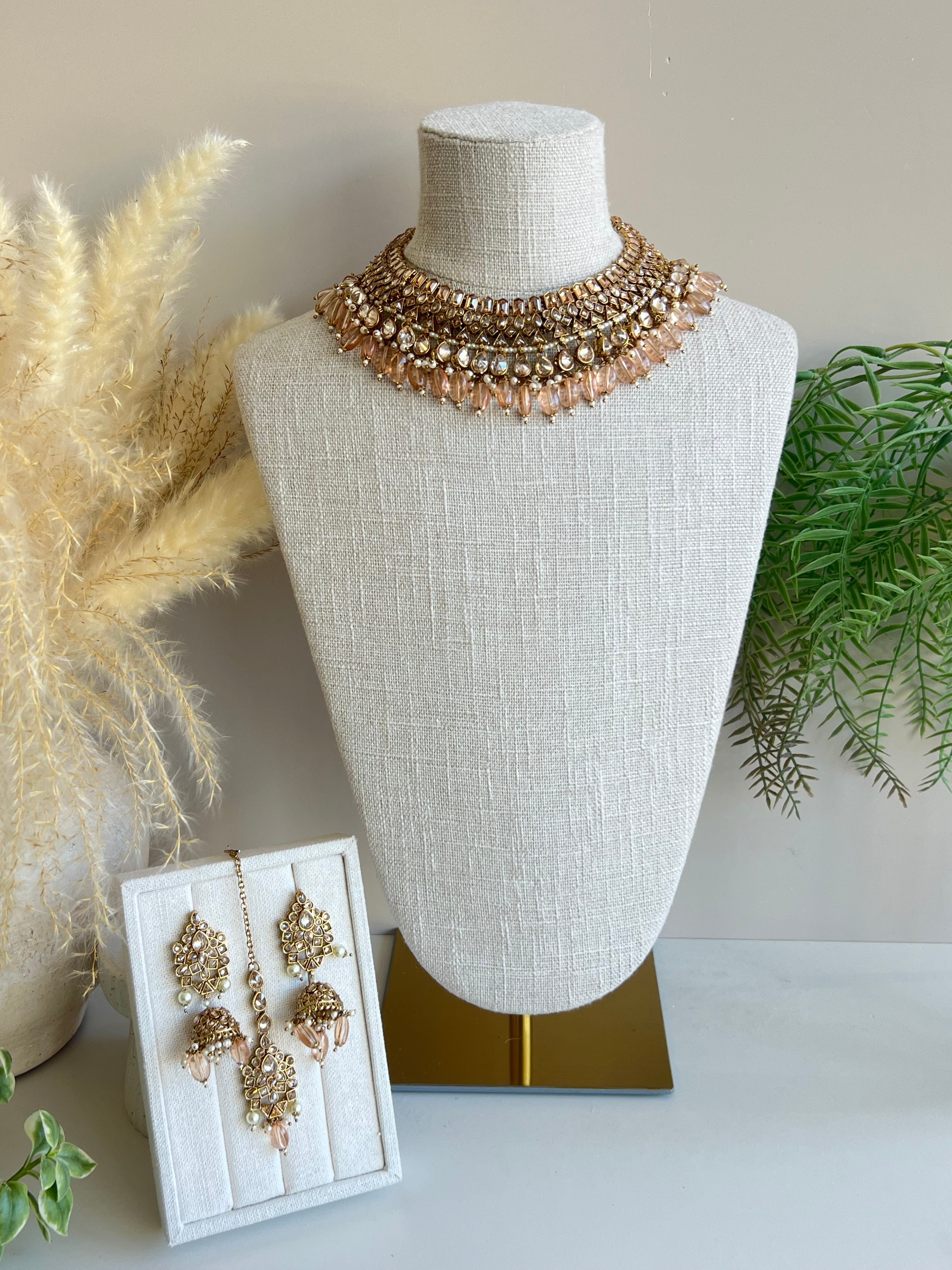 Festive Essentials - Eesha Necklace set