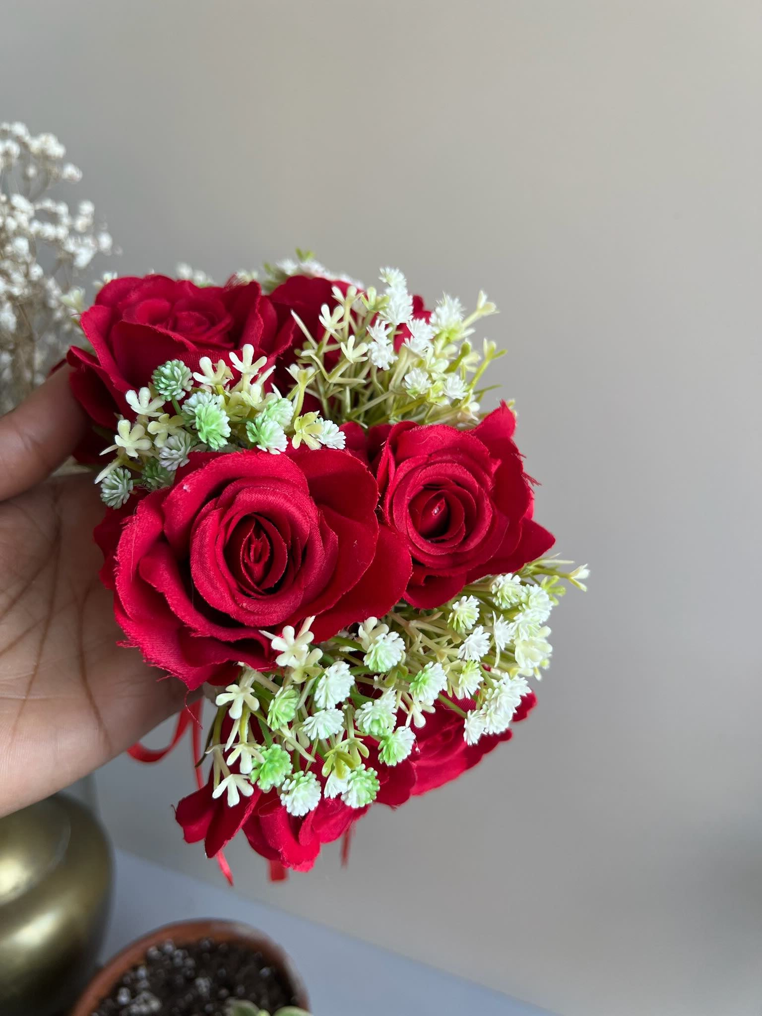 Festive Essentials- Gloriya Floral Hand Sets