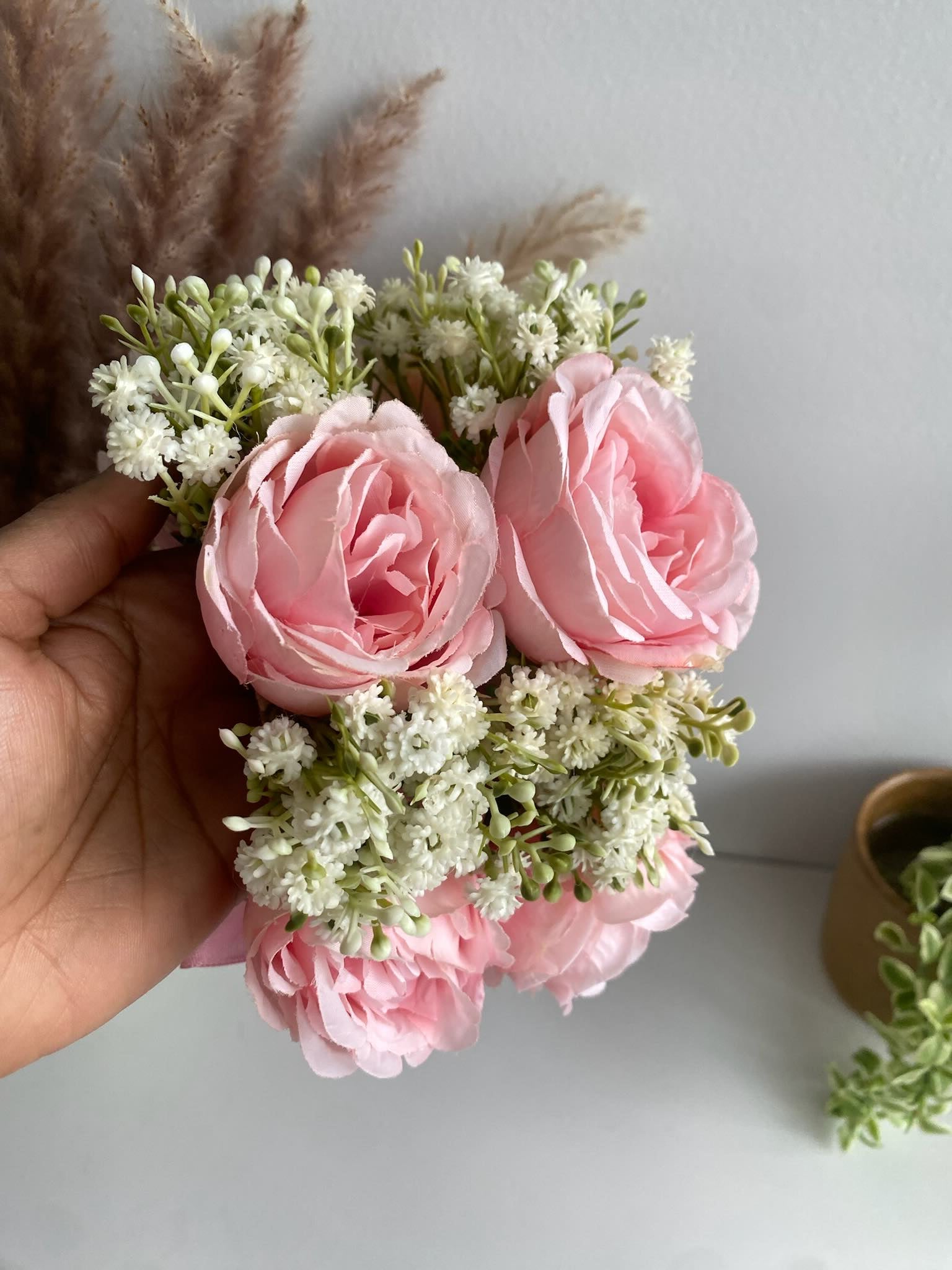 Festive Essentials- Gloriya Floral Hand Sets 2