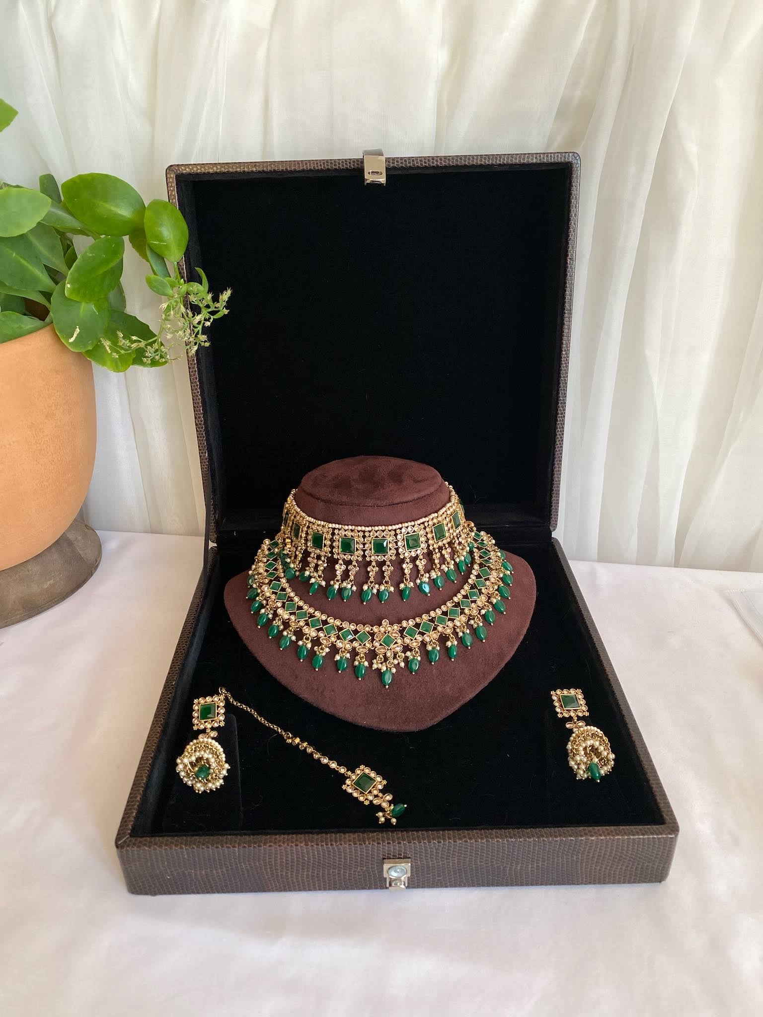 Amani Necklace Set