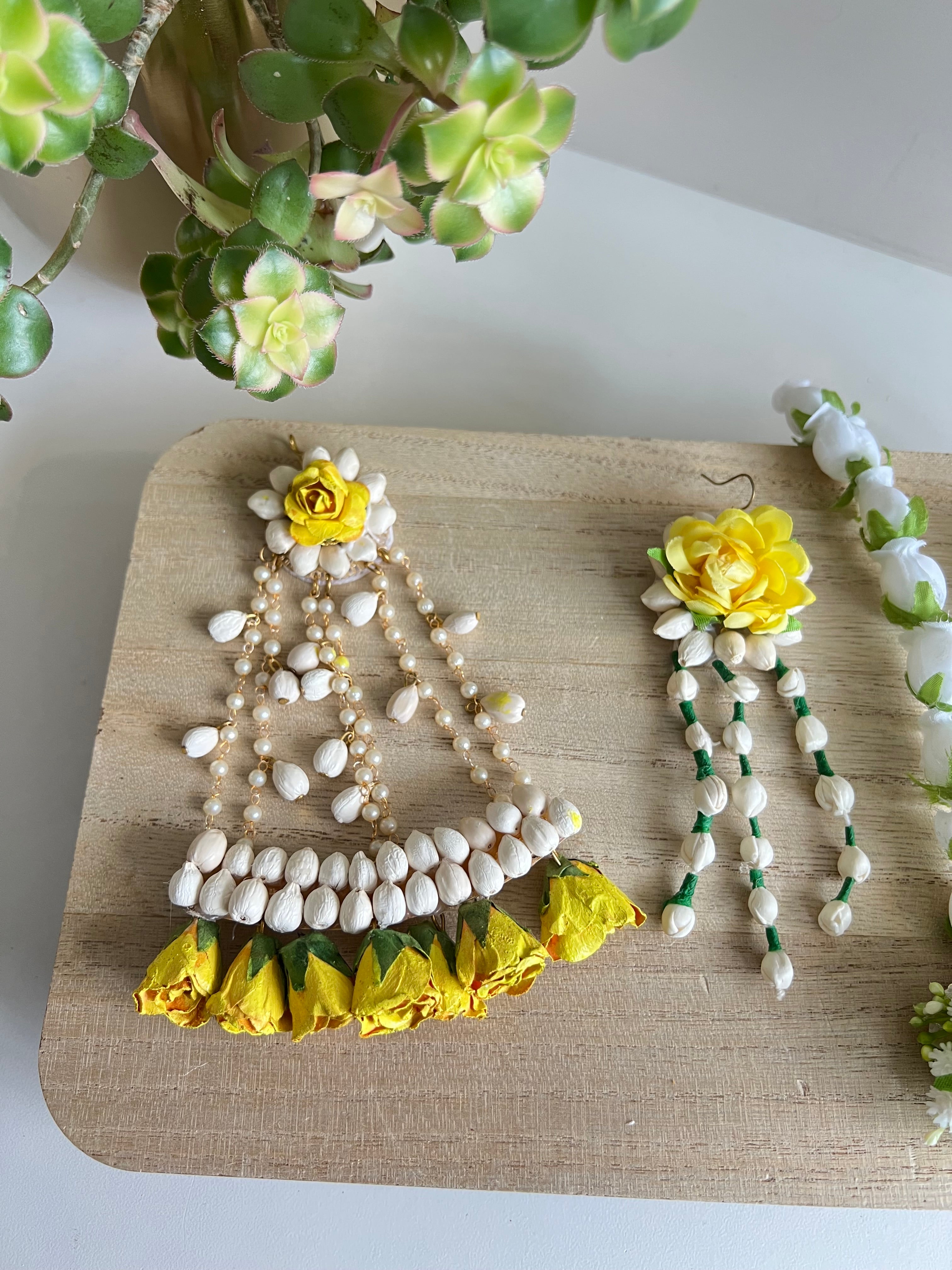 Festive_Essentials_-_Durjani_Floral_Yellow_Set 5