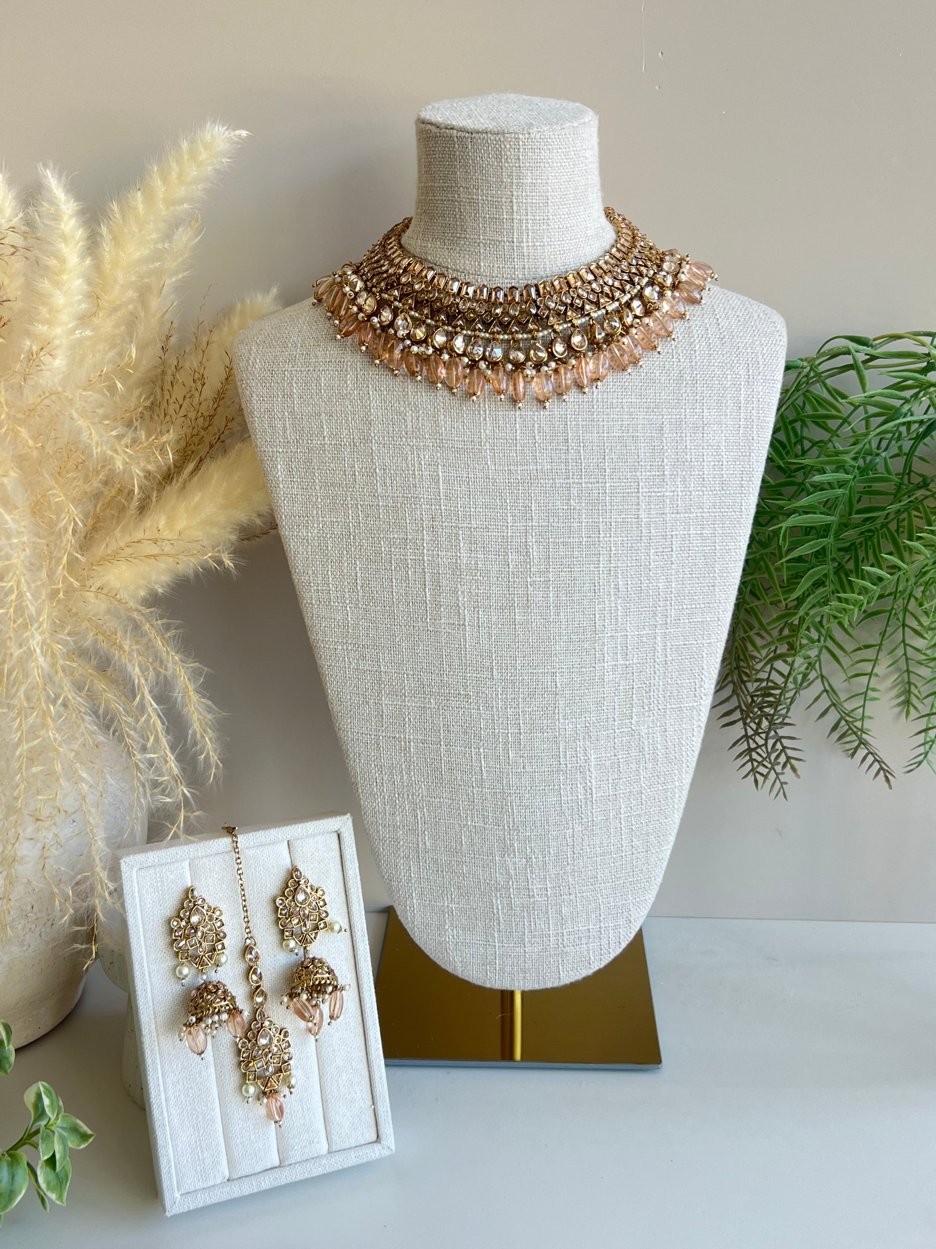 Festive Essentials - Eesha Necklace set 3