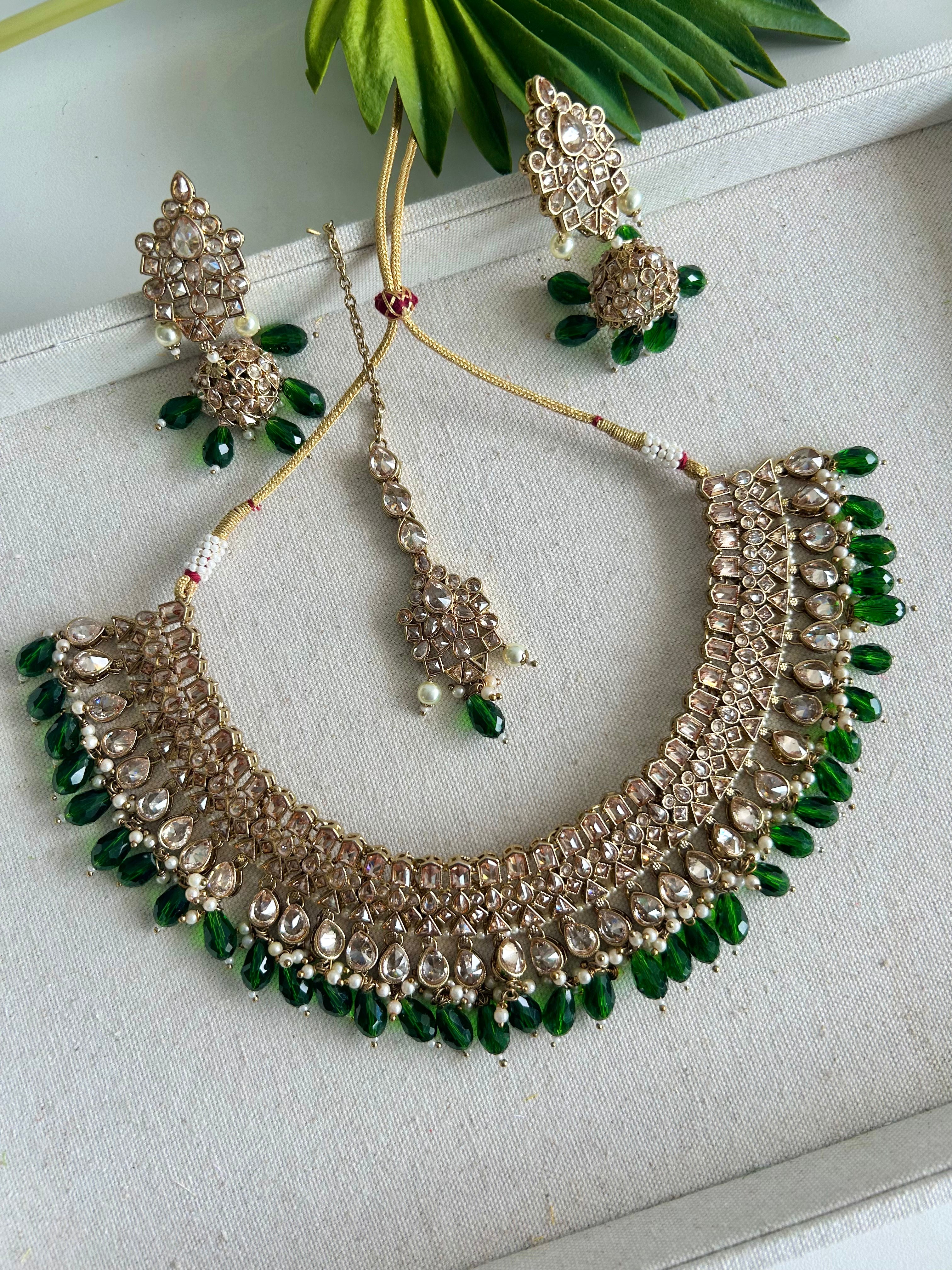 Amelia Necklace Set