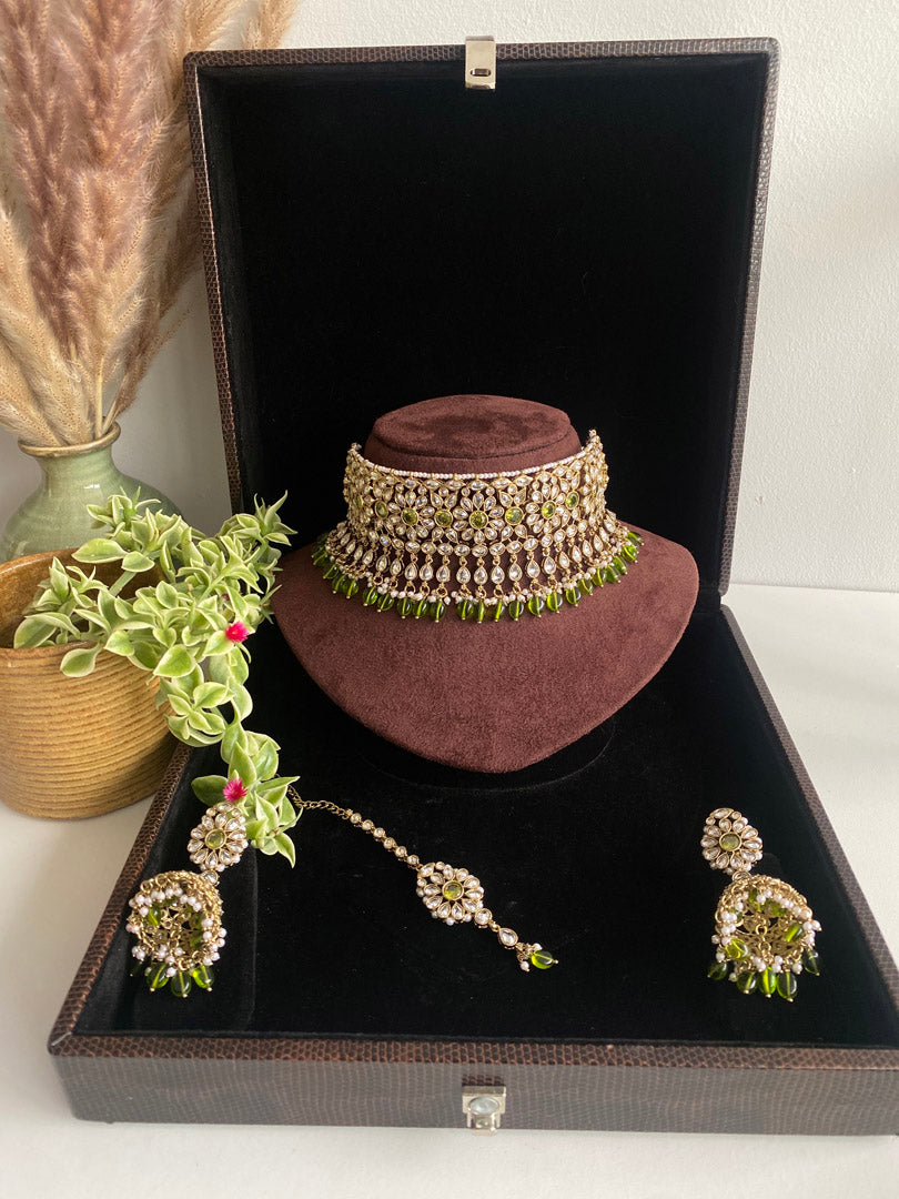 Areeba Necklace set